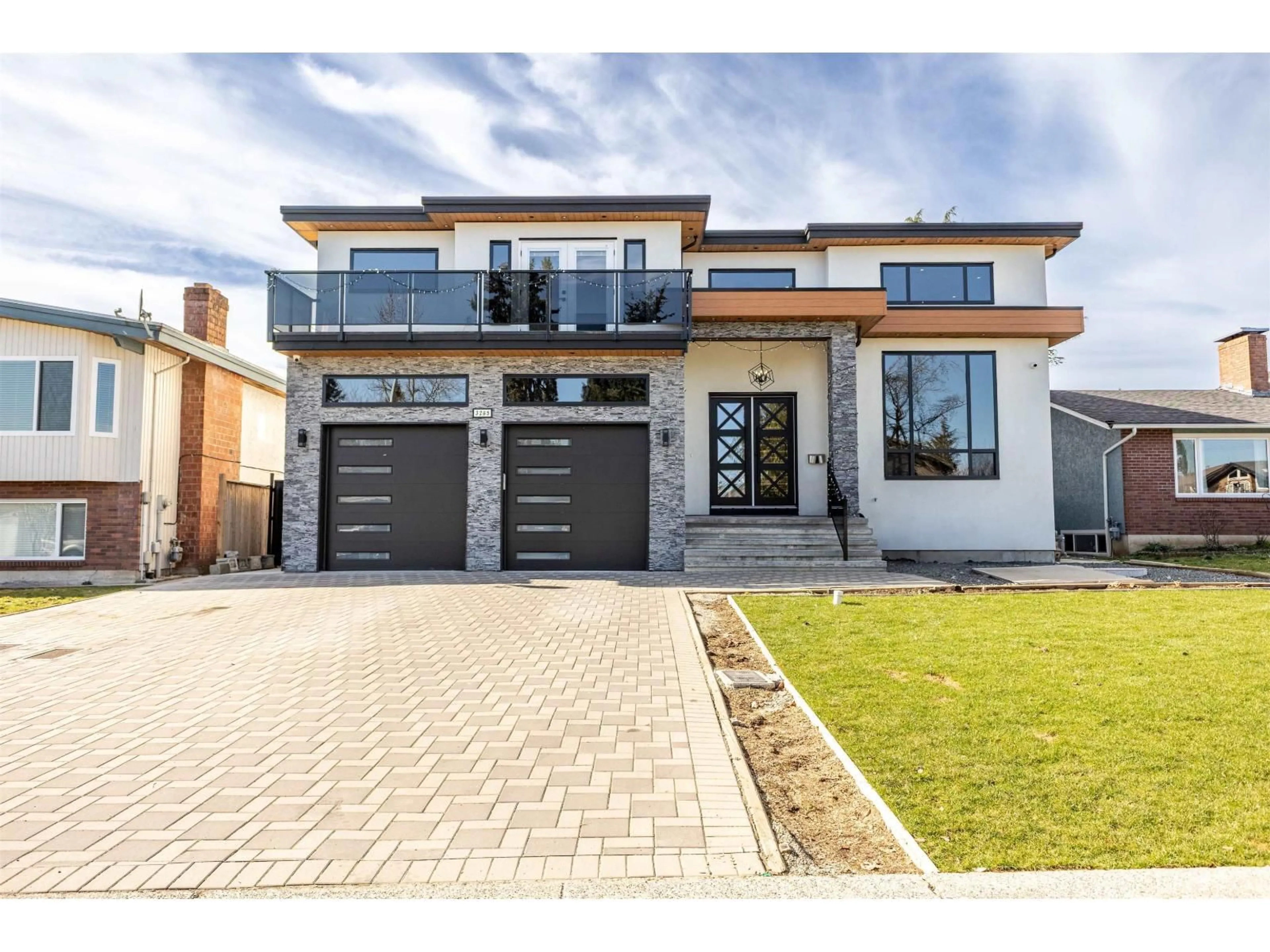 Home with brick exterior material, street for 3265 SATURNA CRESCENT, Abbotsford British Columbia V2T4R9