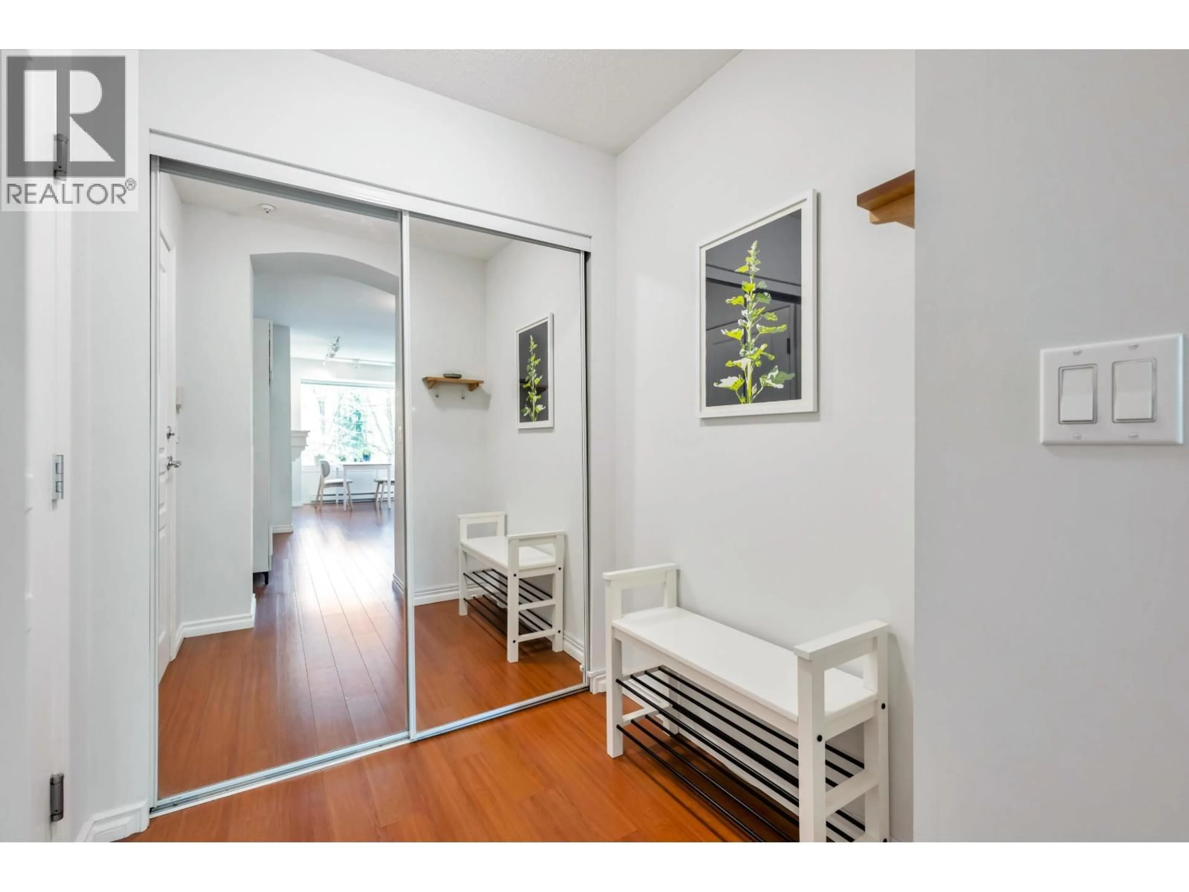 Indoor entryway for 208 - 3033 TERRAVISTA PLACE, Port Moody British Columbia V3H5A3