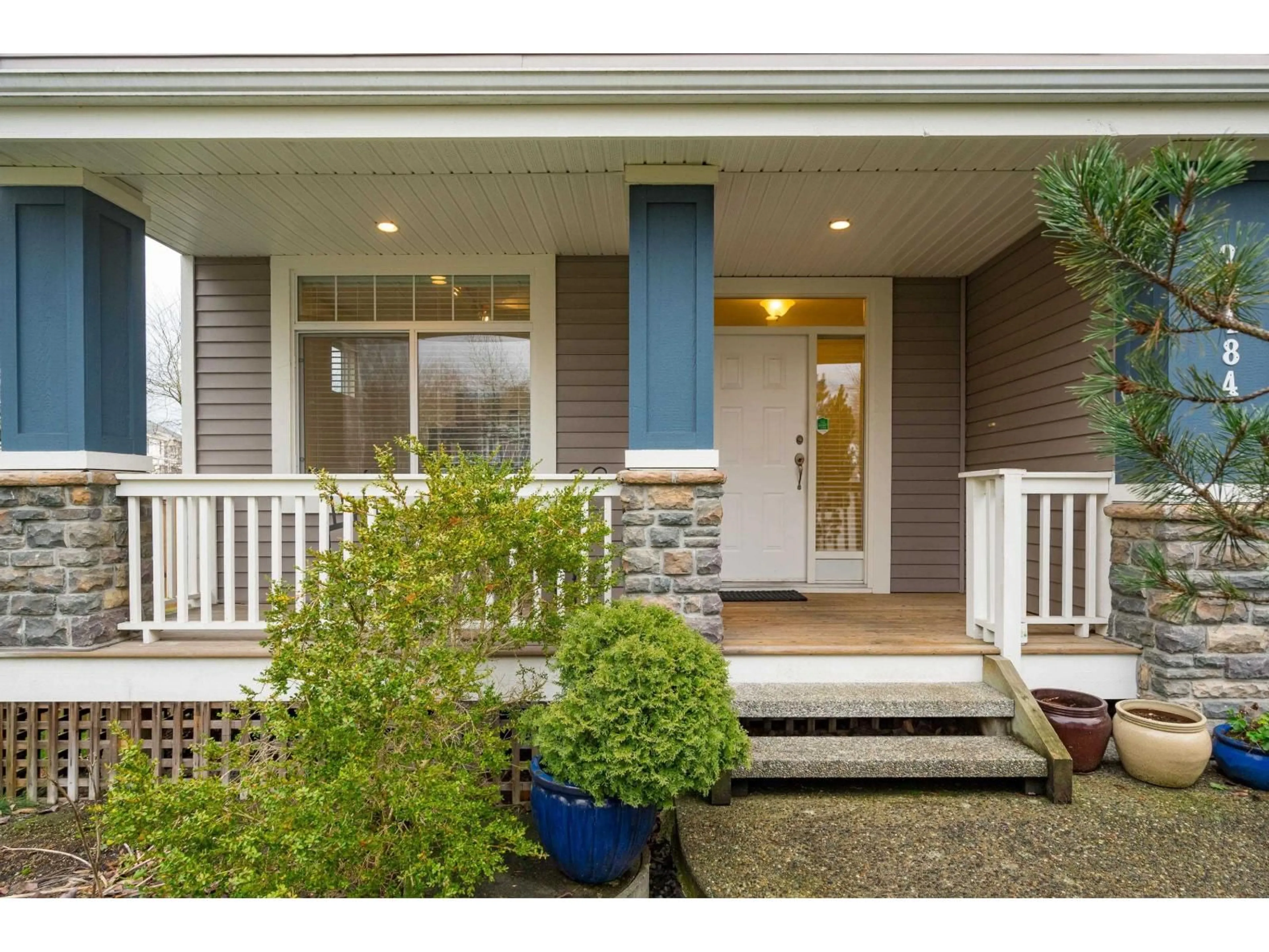 Home with vinyl exterior material, street for 20484 67A AVENUE, Langley British Columbia V2Y3C9