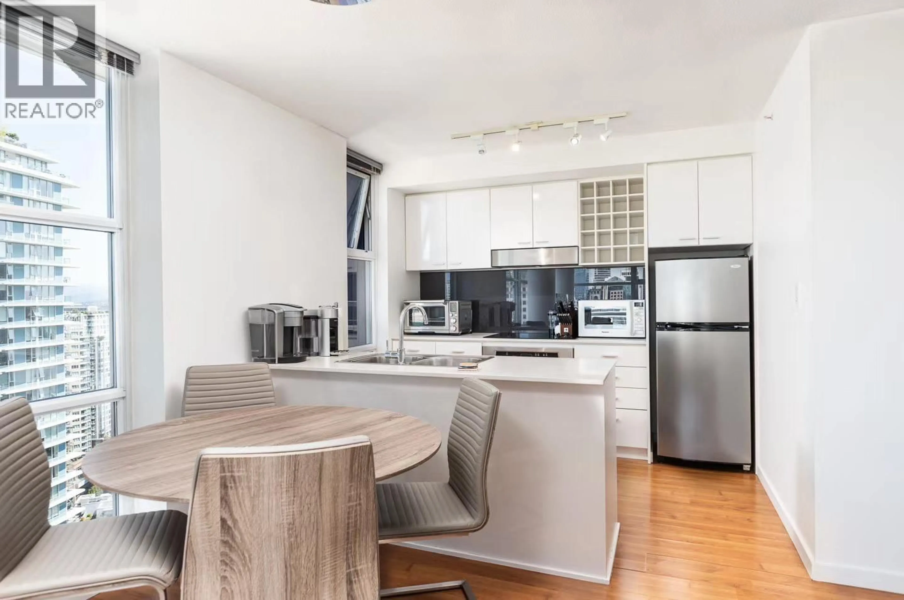 Open concept kitchen, unknown for 2706 - 602 CITADEL PARADE, Vancouver British Columbia V6B1X2