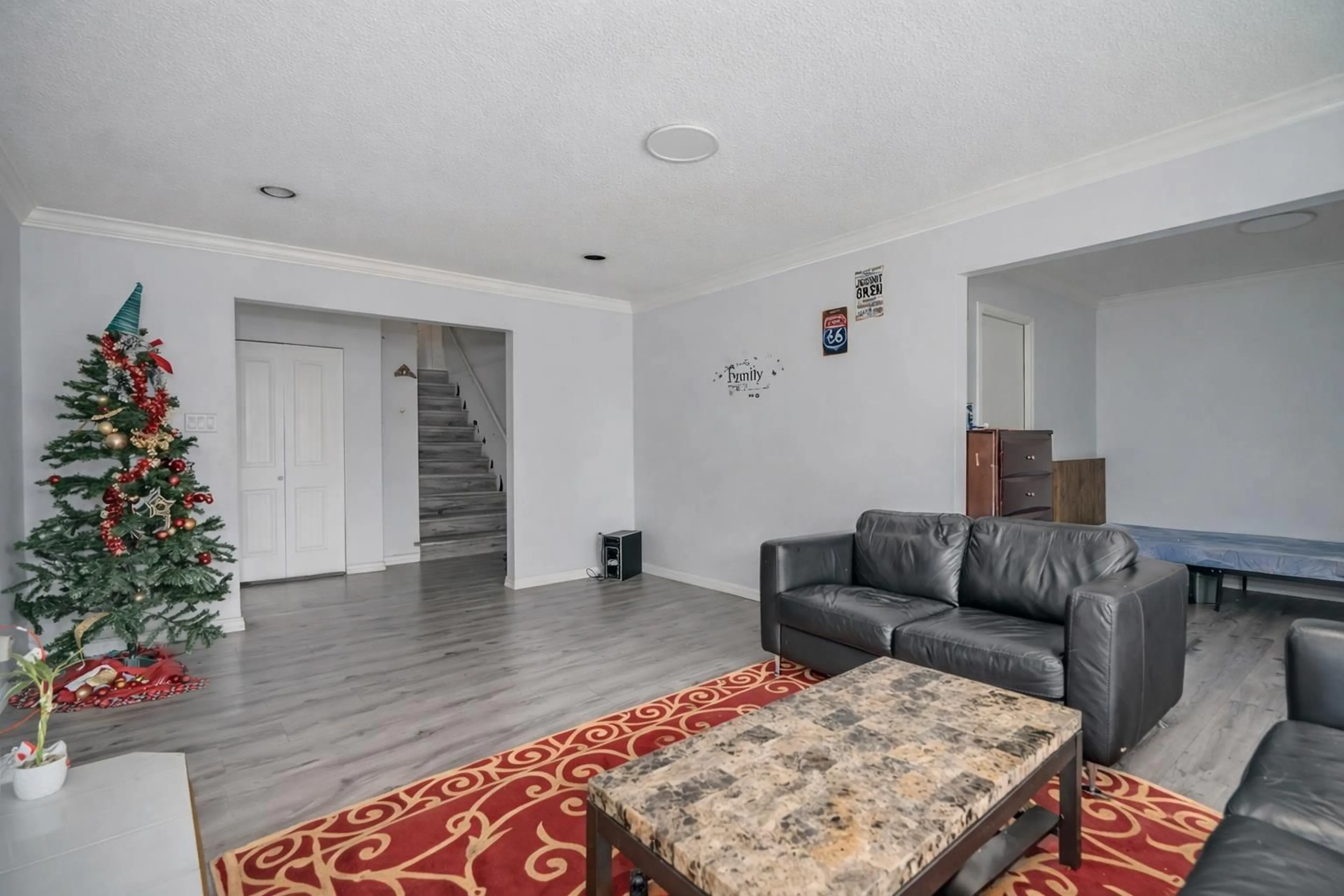Living room with furniture, unknown for 14251 72ND AVENUE, Surrey British Columbia V3W2P9