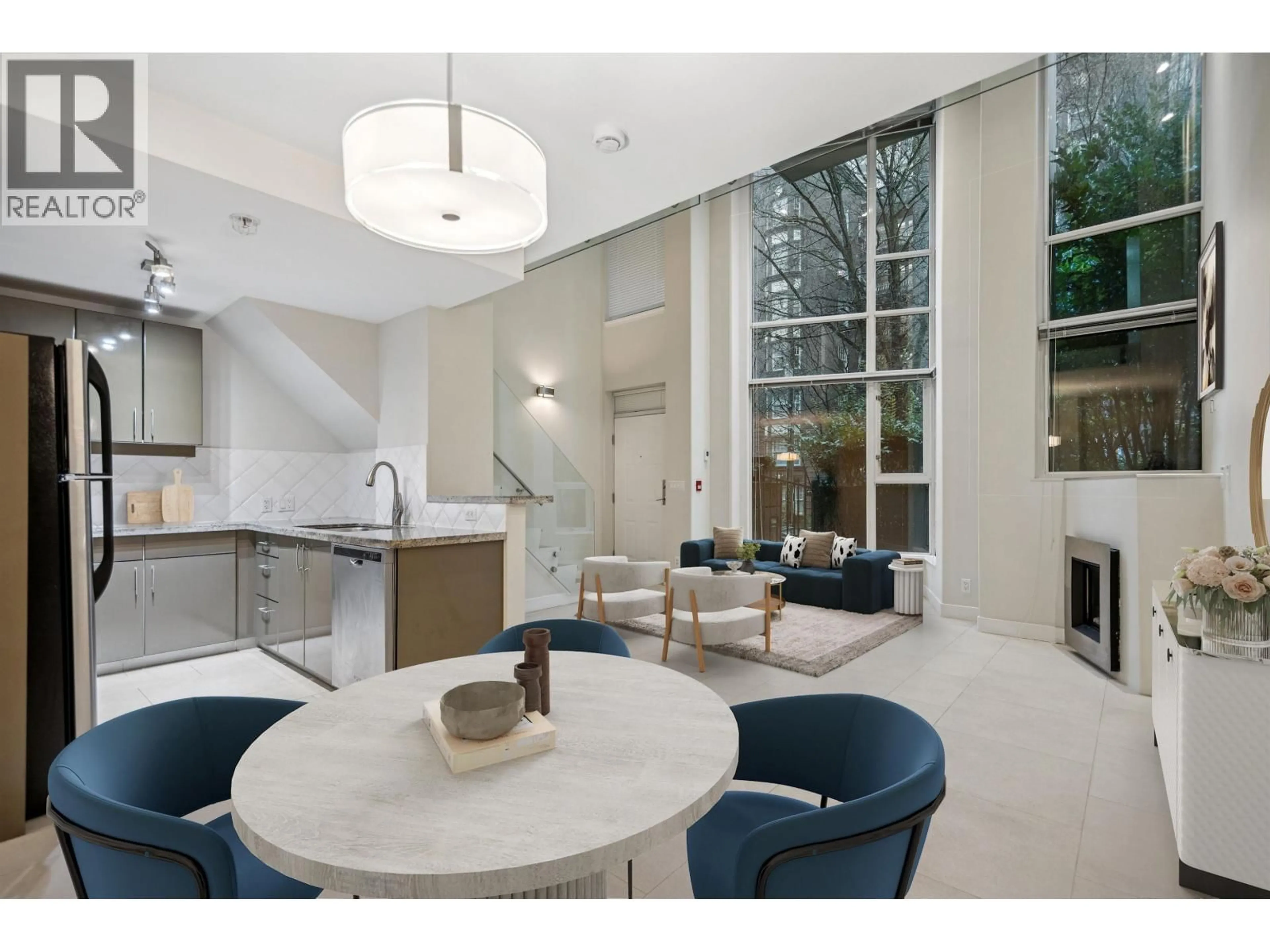 Open concept kitchen, ceramic/tile floor for 621 JERVIS STREET, Vancouver British Columbia V6E3M5