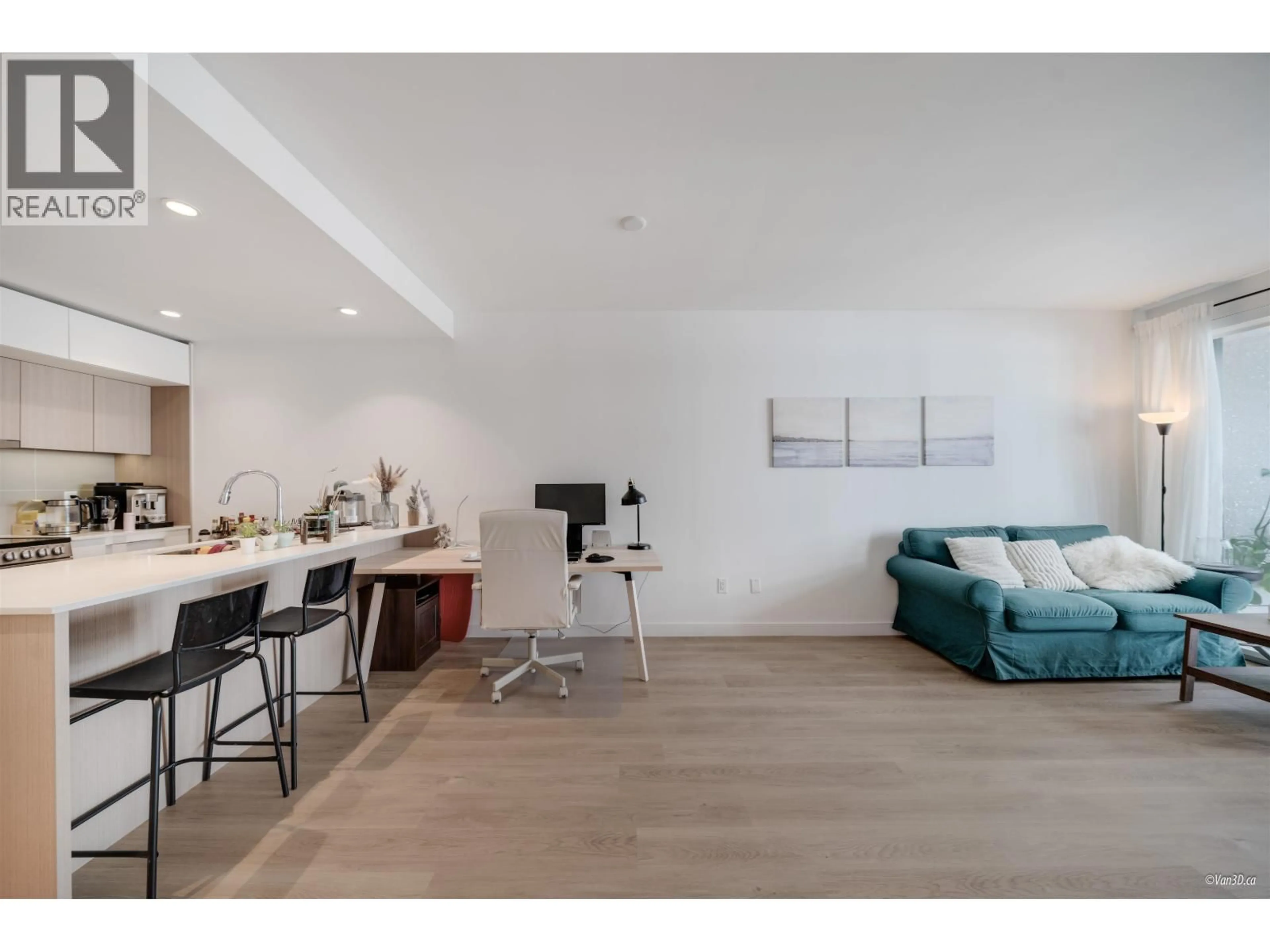 A pic of a room for 202 - 9580 TOWER ROAD, Burnaby British Columbia V5A0G5