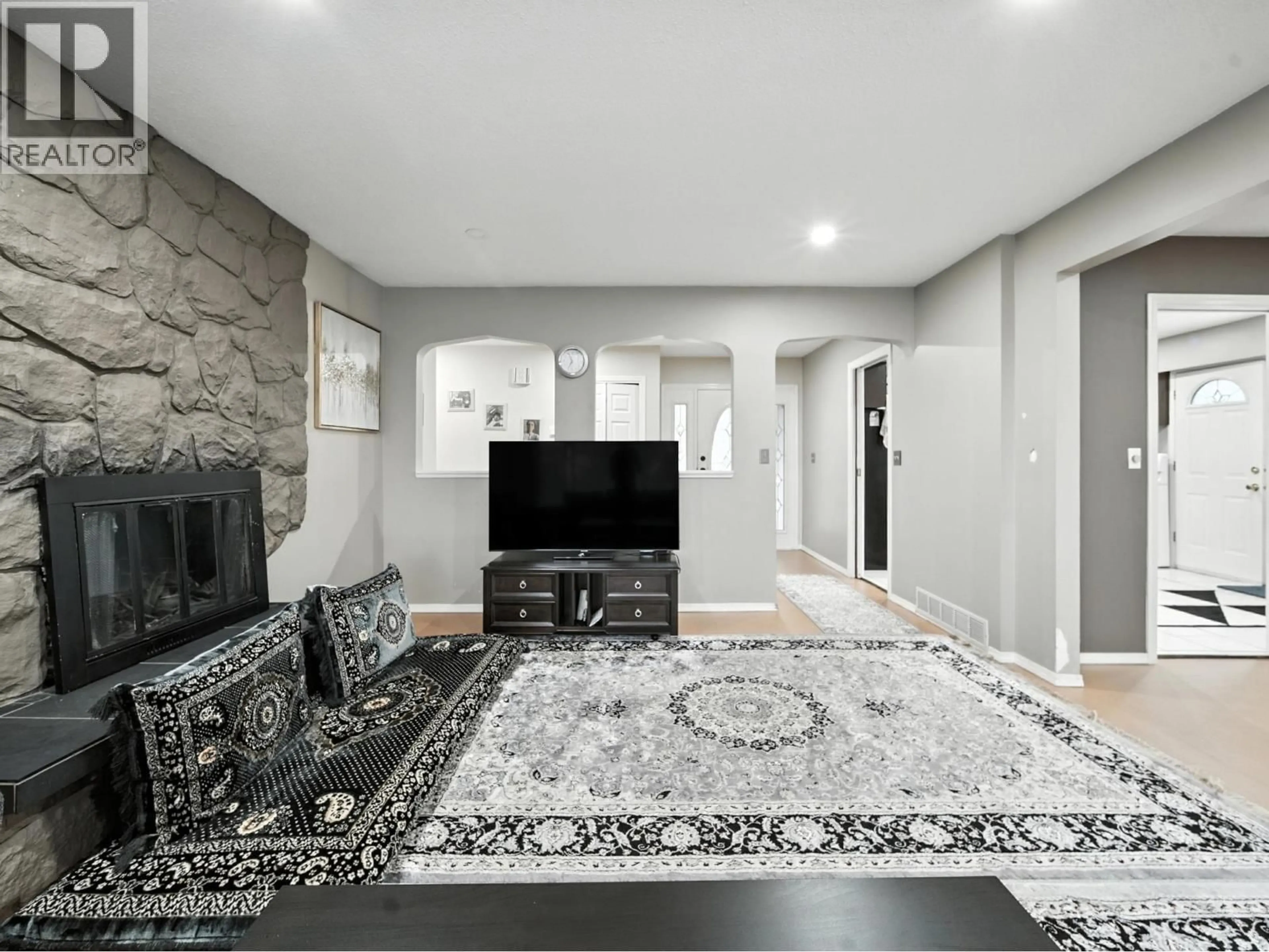 Unknown for 83 WARRICK STREET, Coquitlam British Columbia V3K5L3