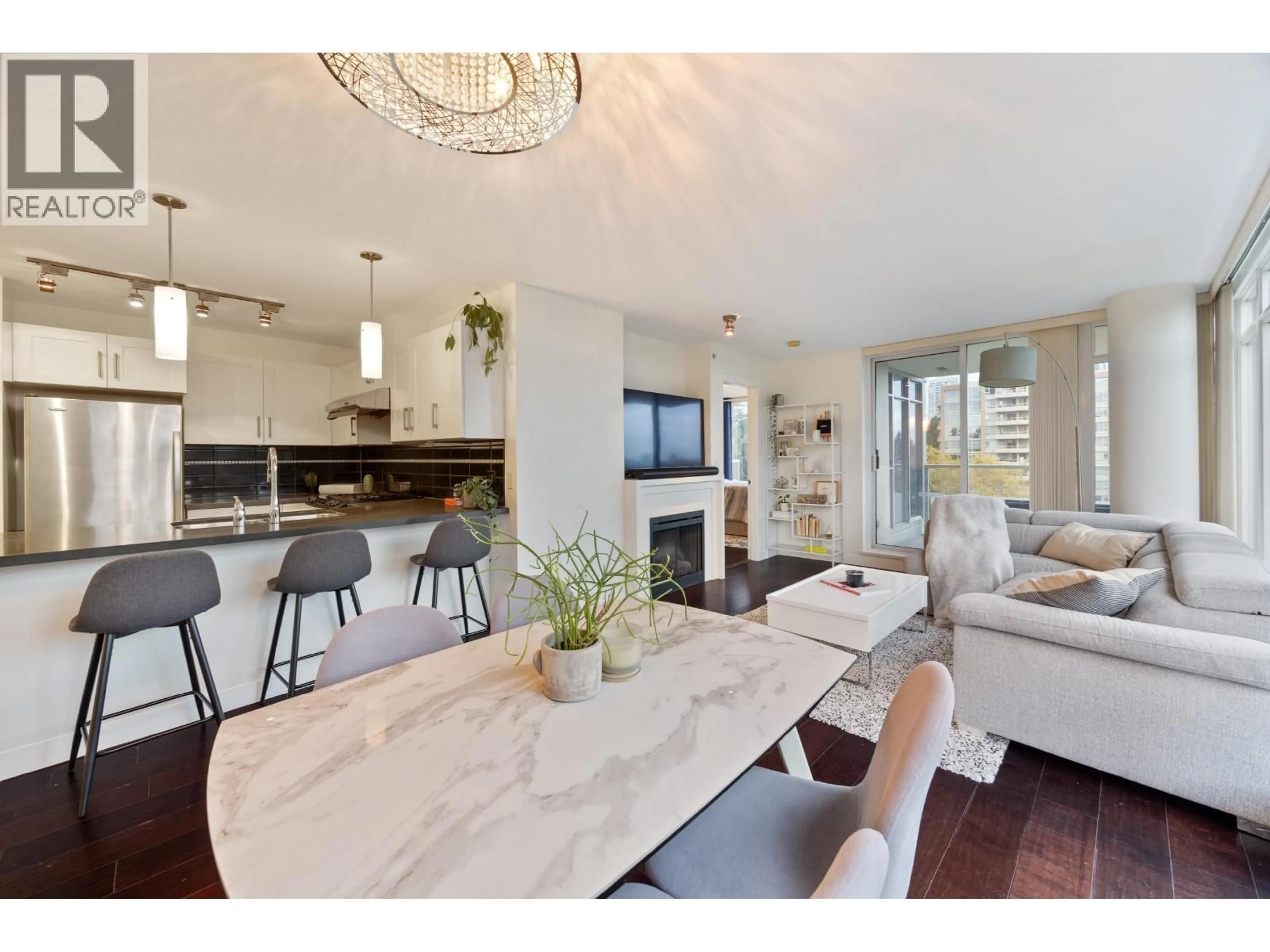 Open concept kitchen, unknown for 907 - 7090 EDMONDS STREET, Burnaby British Columbia V3N0C6