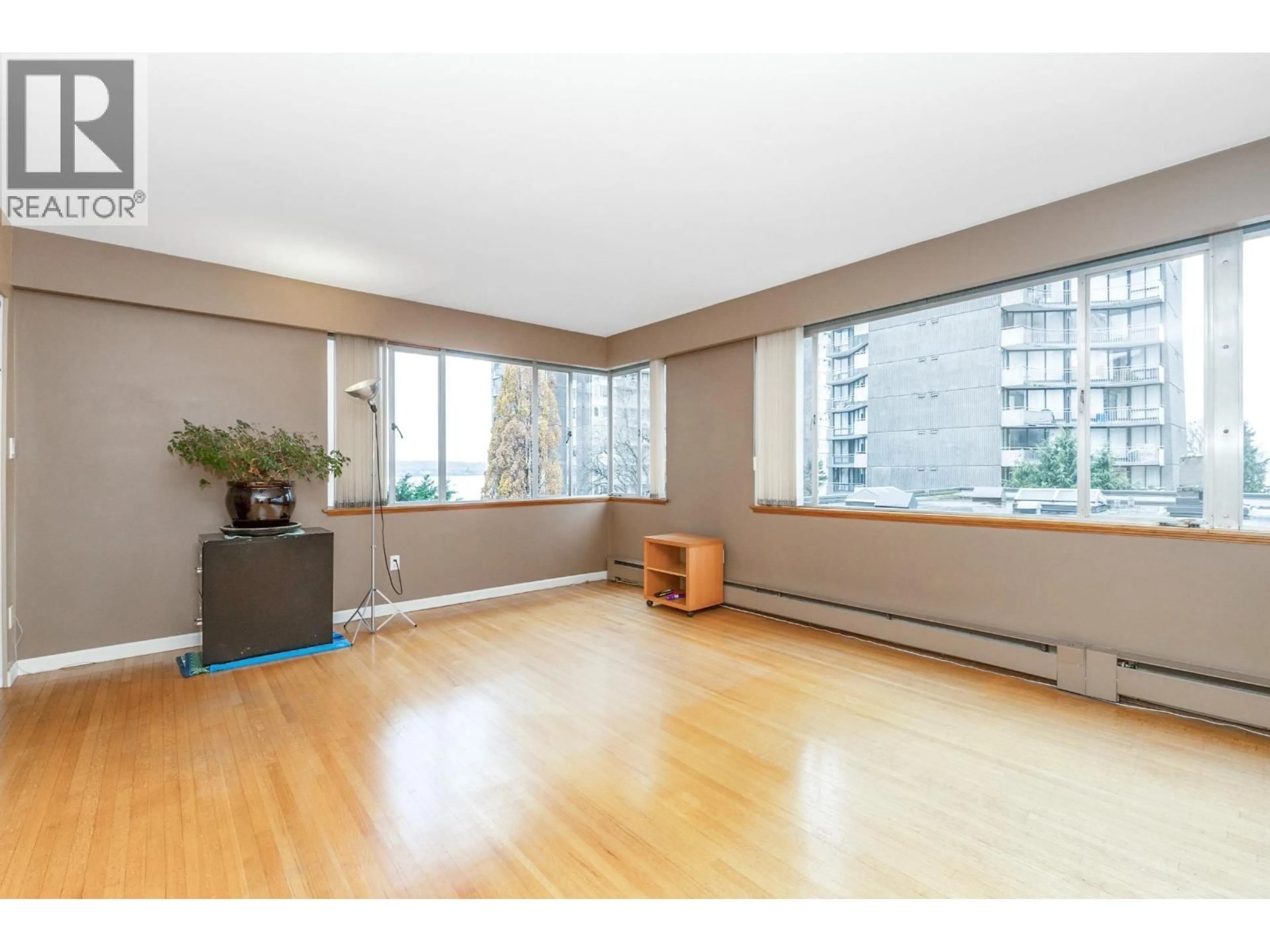 A pic of a room for 401 - 1315 CARDERO STREET, Vancouver British Columbia V6G2J2