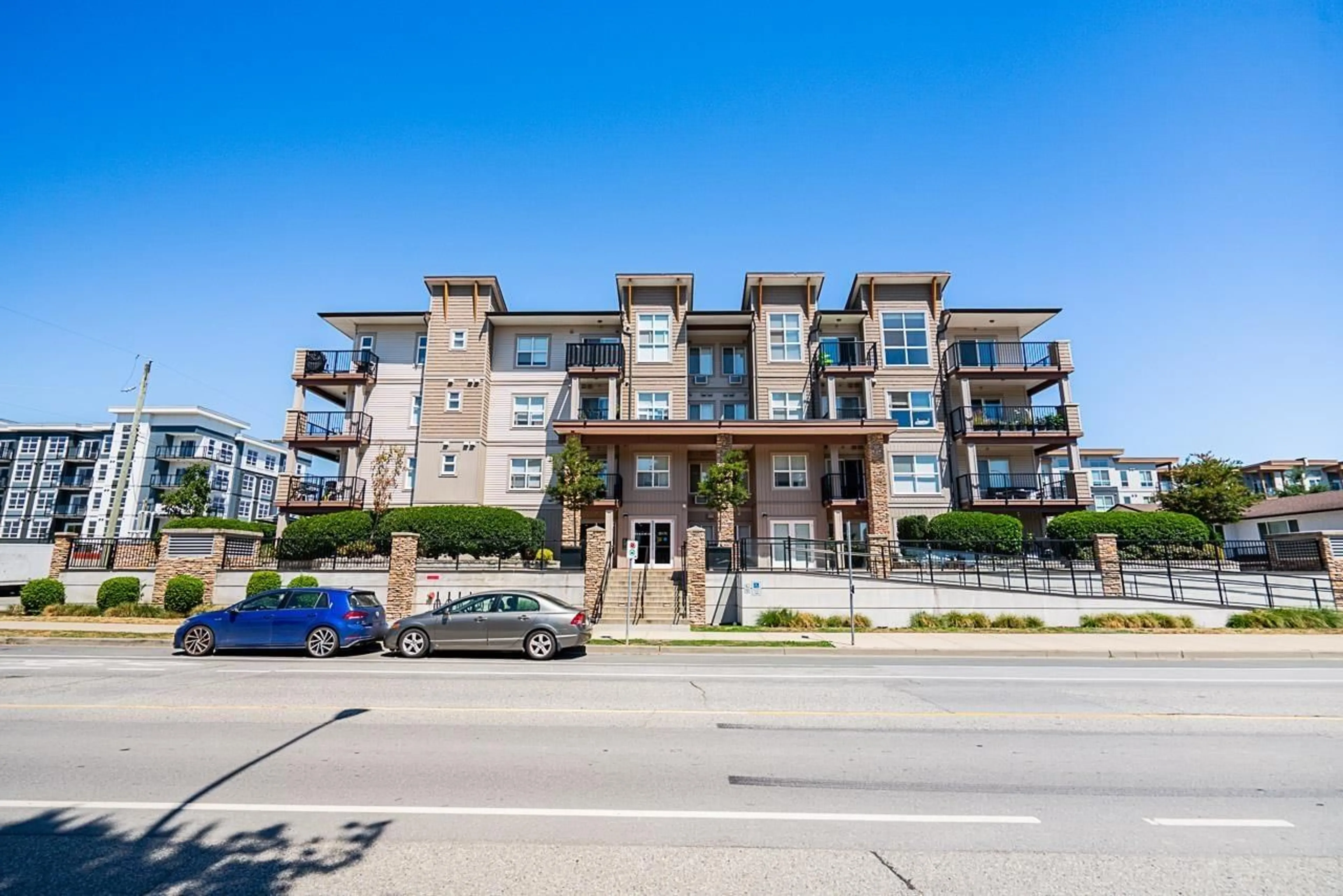 Unknown for 107 - 20175 53 AVENUE, Langley British Columbia V3A0J8