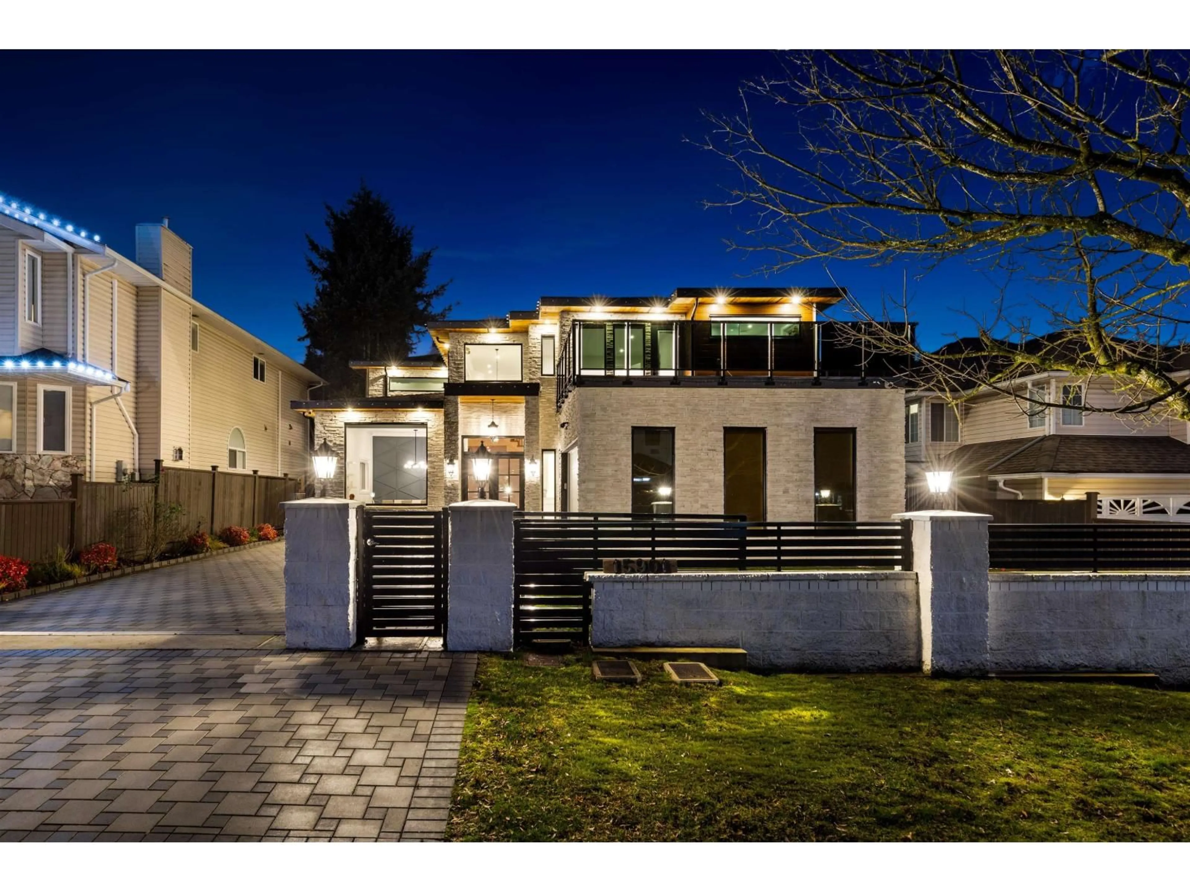 Unknown for 15901 88A AVENUE, Surrey British Columbia V4N2X9