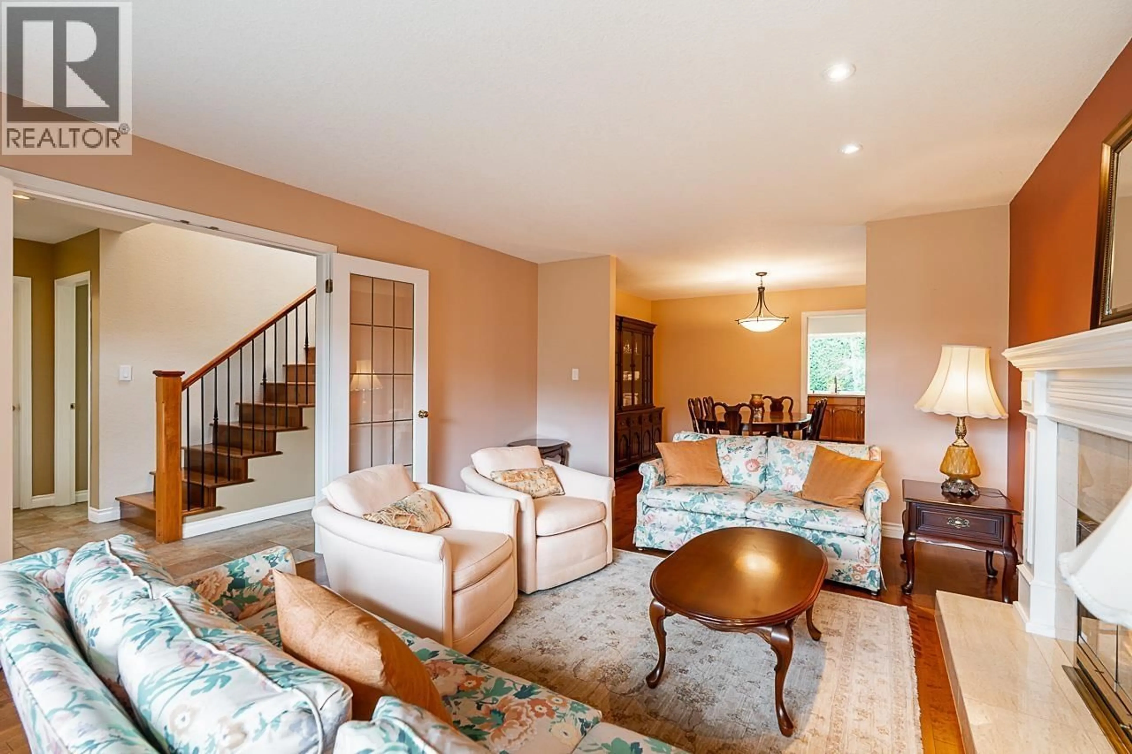 Living room with furniture, unknown for 6200 WOODWARDS ROAD, Richmond British Columbia V7E1H3