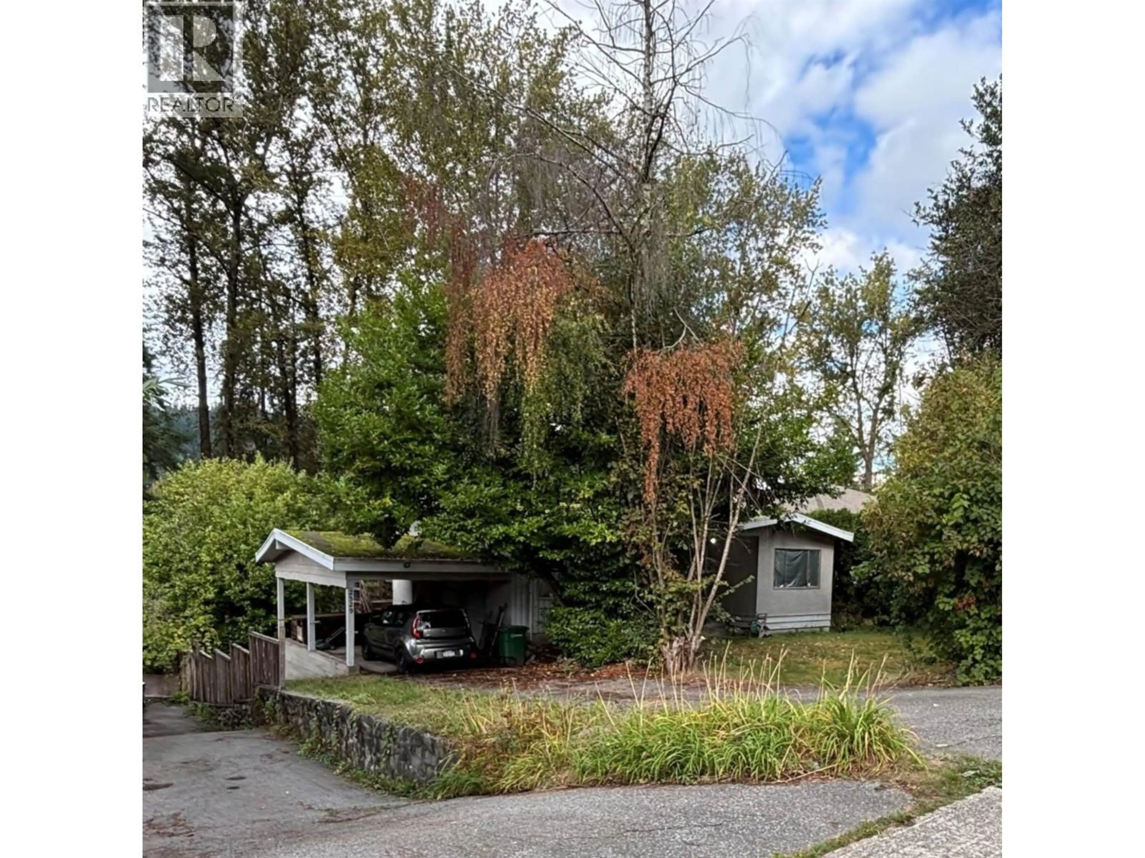 Shed for 2529 LARKIN COURT, Burnaby British Columbia V3J1E1