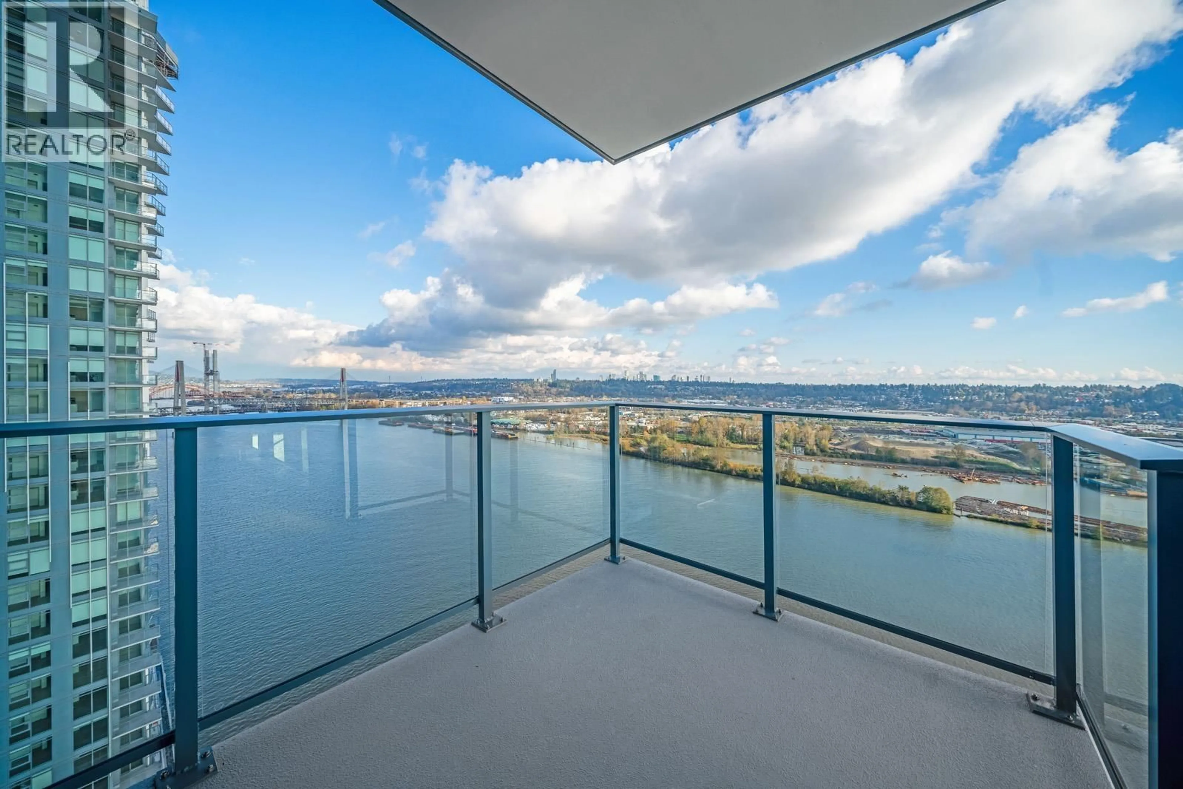 Balcony in the apartment, water/lake/river/ocean view for 2807 - 680 QUAYSIDE DRIVE, New Westminster British Columbia V3M0P2