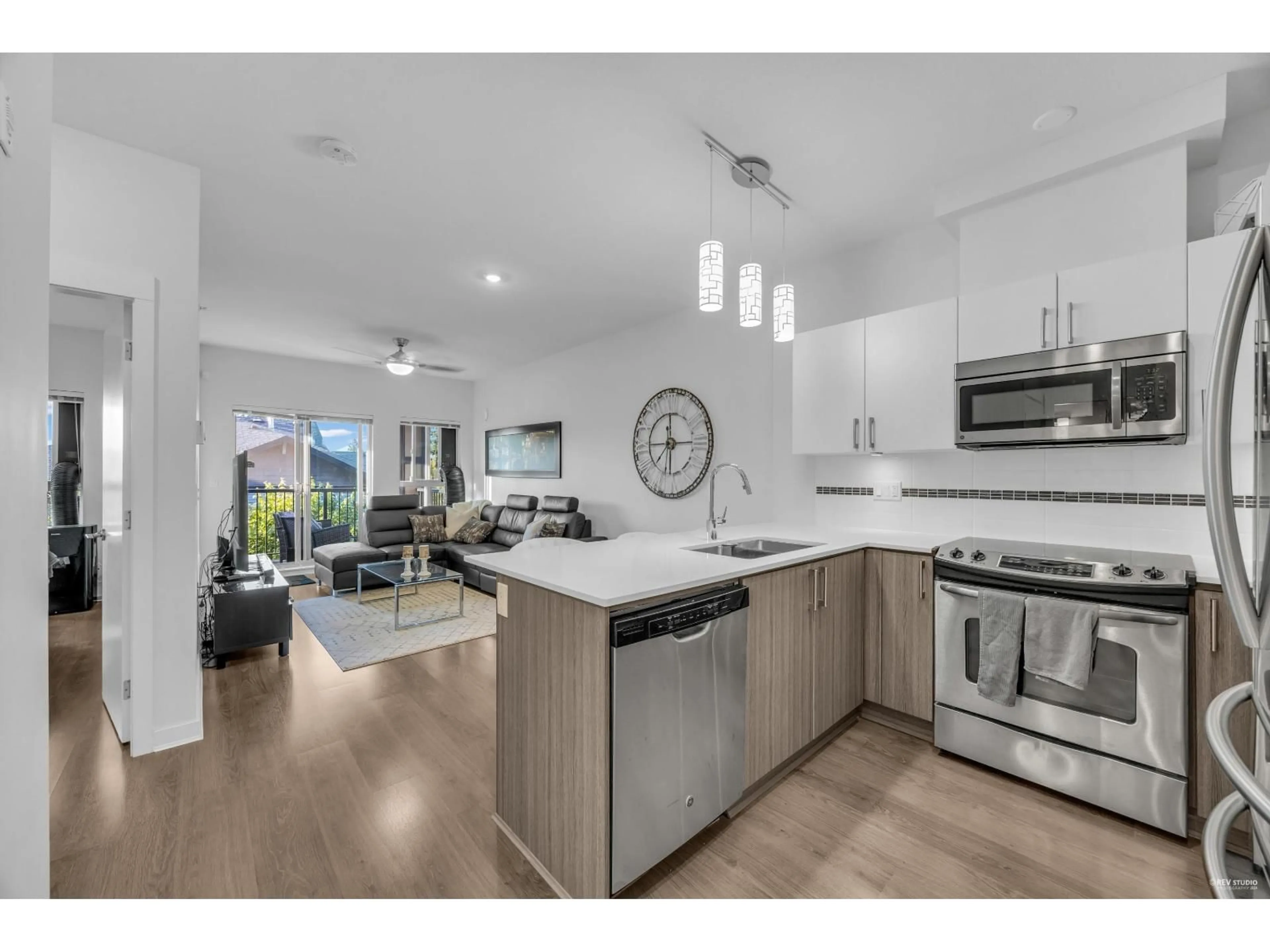 Open concept kitchen, unknown for 405 - 8733 160 STREET, Surrey British Columbia V4N6P9