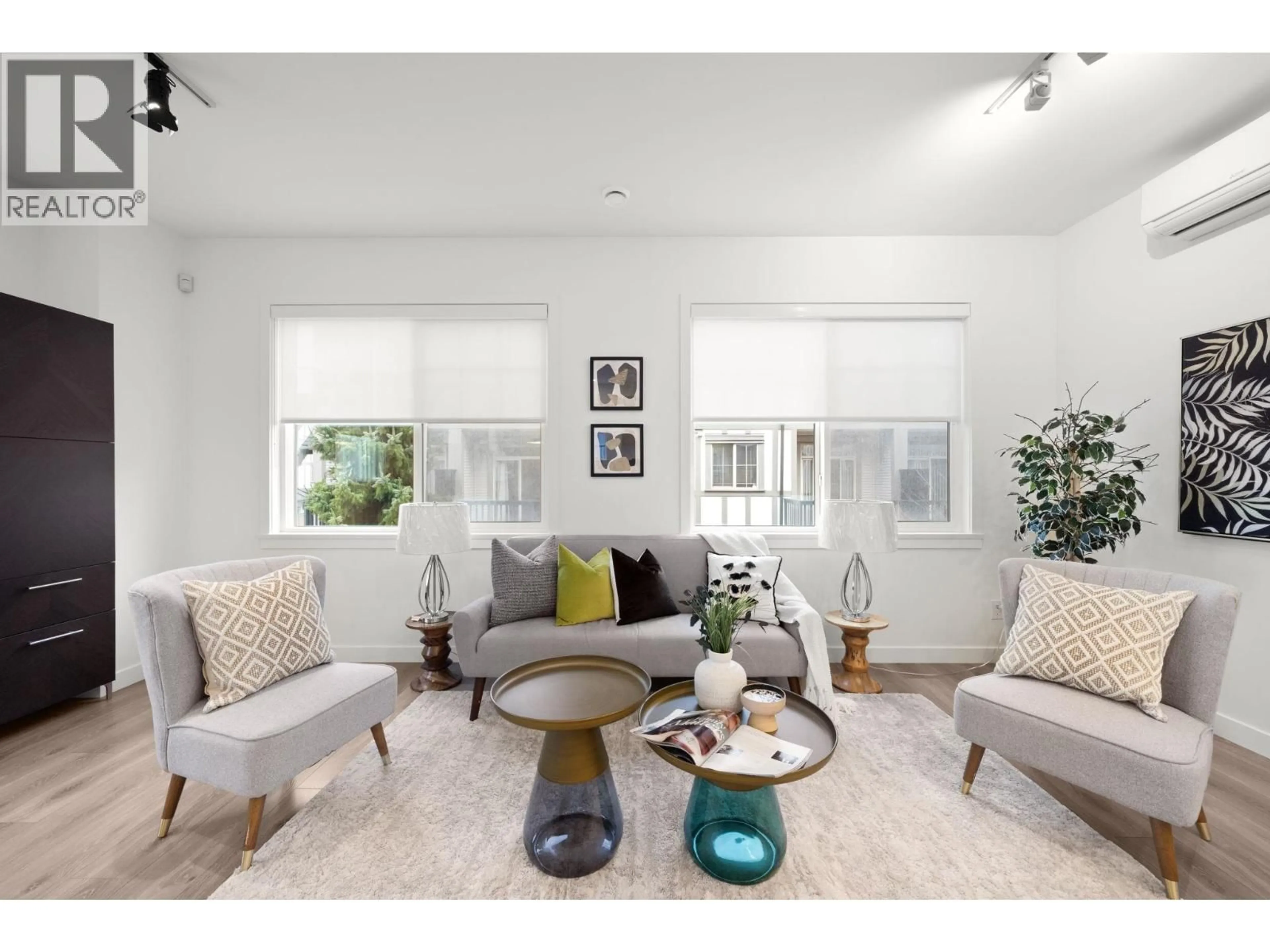 Living room with furniture, unknown for 14 - 7780 BRIDGE STREET, Richmond British Columbia V6Y0L2