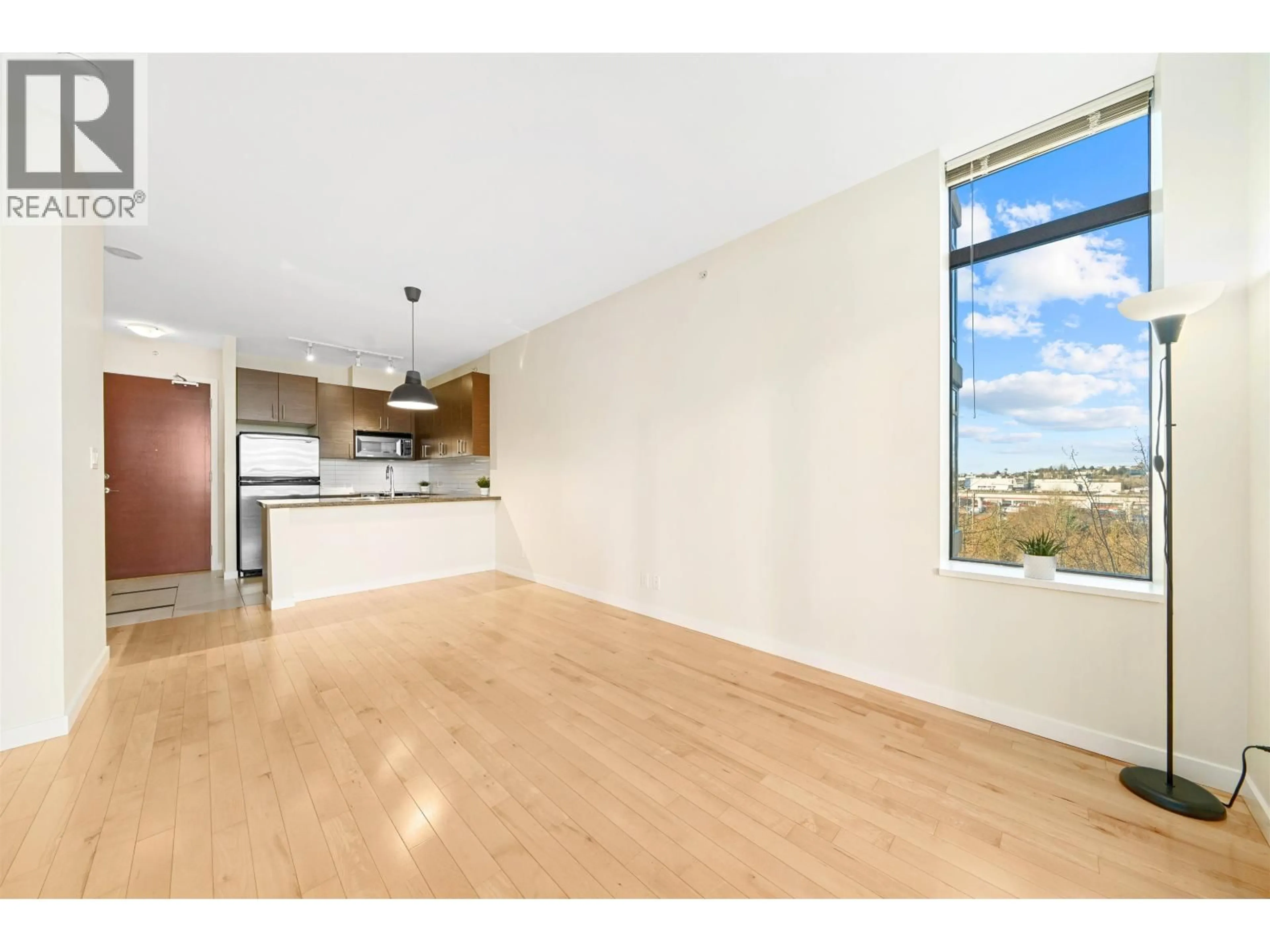 Unknown for 605 - 2345 MADISON AVENUE, Burnaby British Columbia V5C0B4