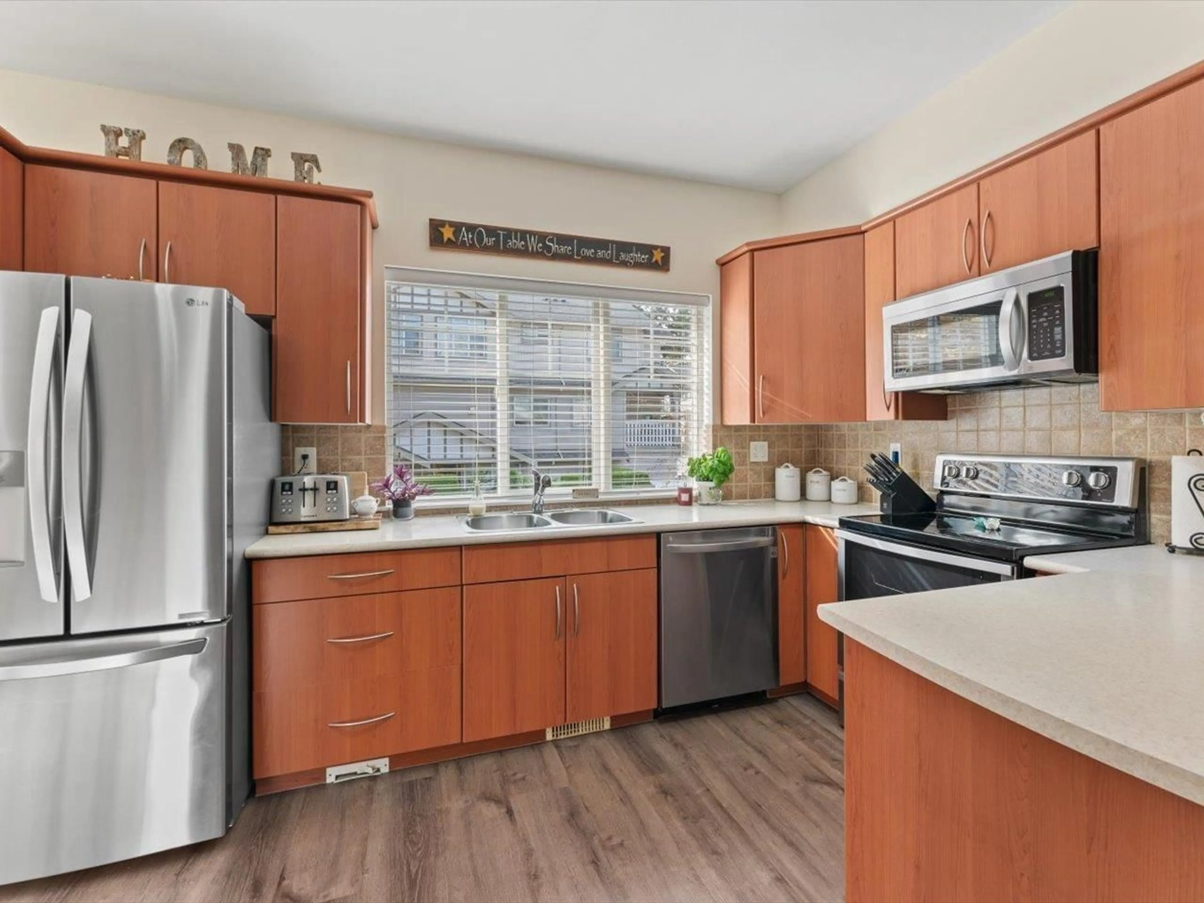 Standard kitchen, unknown for 2 - 2733 PARKWAY DRIVE, Surrey British Columbia V4P3P7