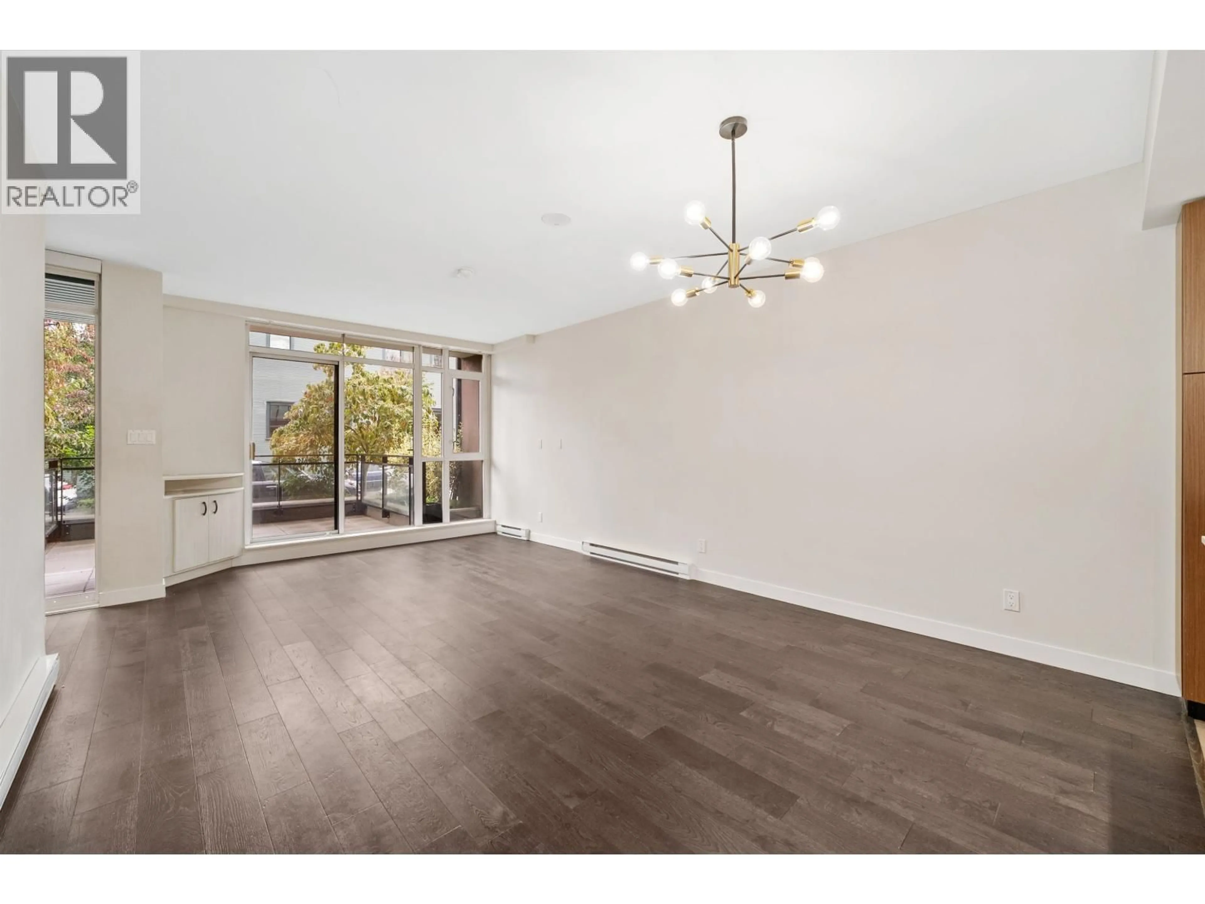 A pic of a room for 2389 SCOTIA STREET, Vancouver British Columbia V5T0B2