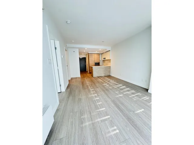3102 - 13615 FRASER HIGHWAY, Surrey 2