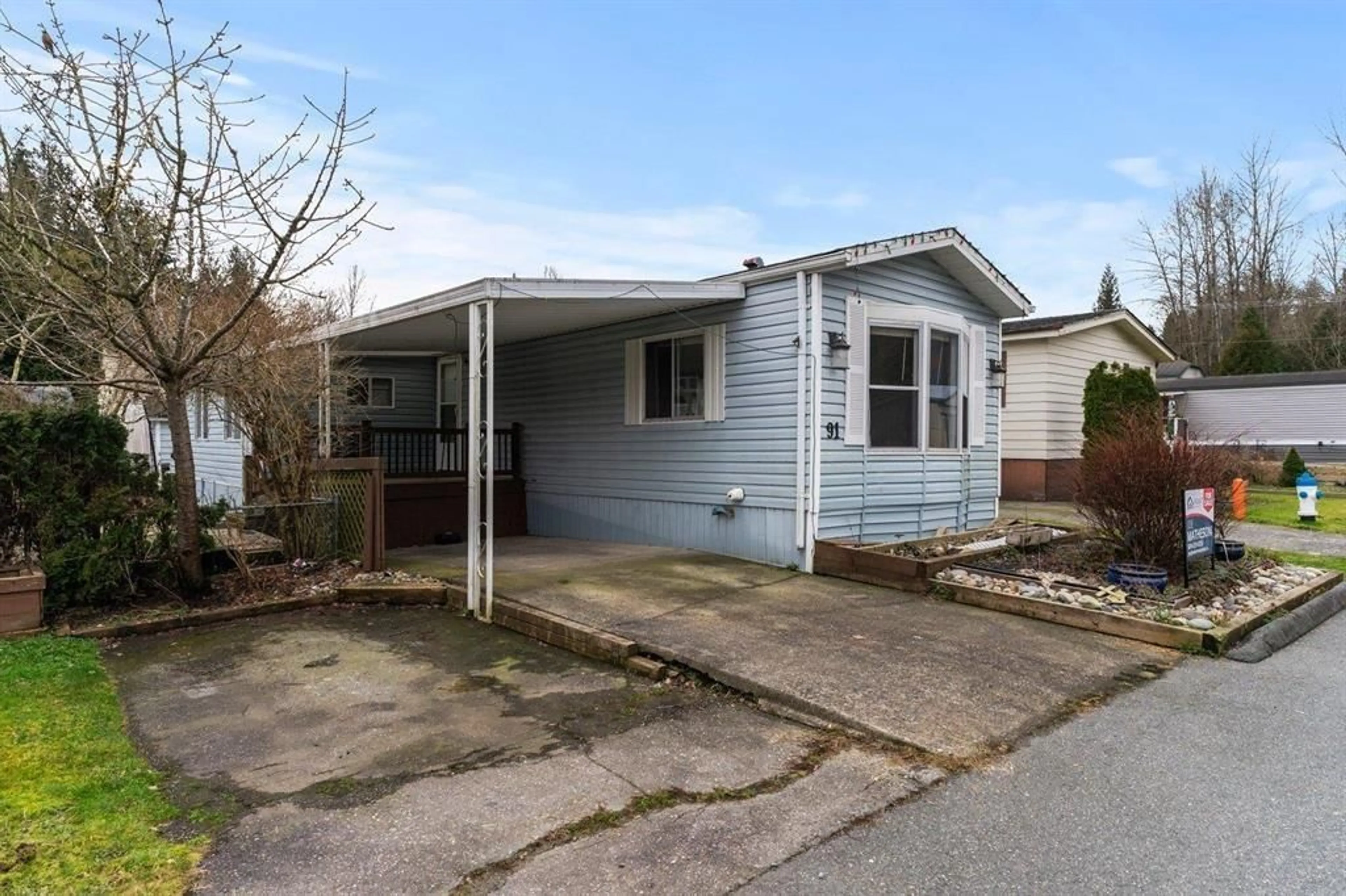 Home with vinyl exterior material, street for 91 - 3300 HORN STREET, Abbotsford British Columbia V2S7Y6