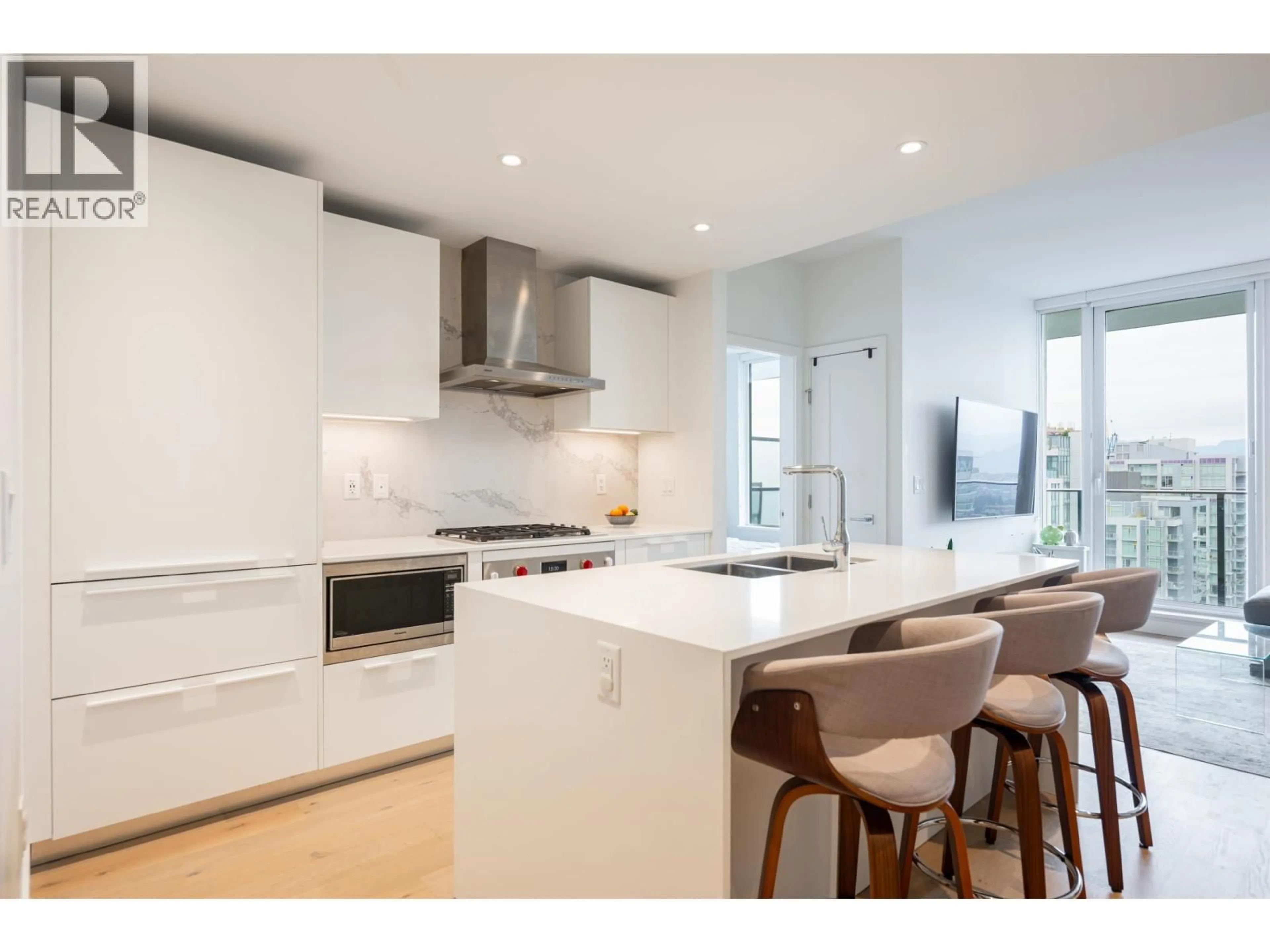 Open concept kitchen, unknown for 3602 - 6699 DUNBLANE AVENUE, Burnaby British Columbia V5H0J8