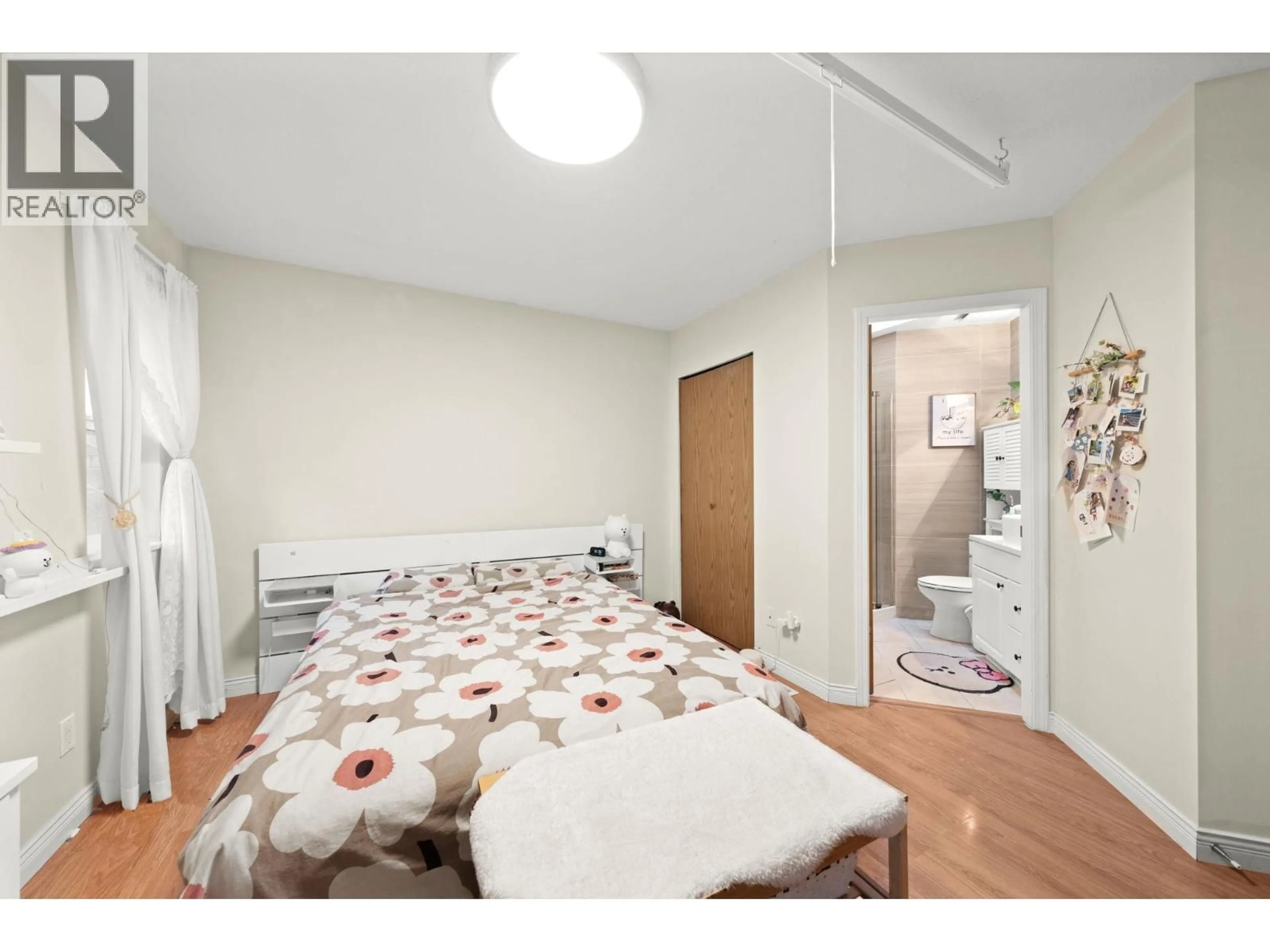 Bedroom with bed, unknown for 11411 2ND AVENUE, Richmond British Columbia V7E3K8