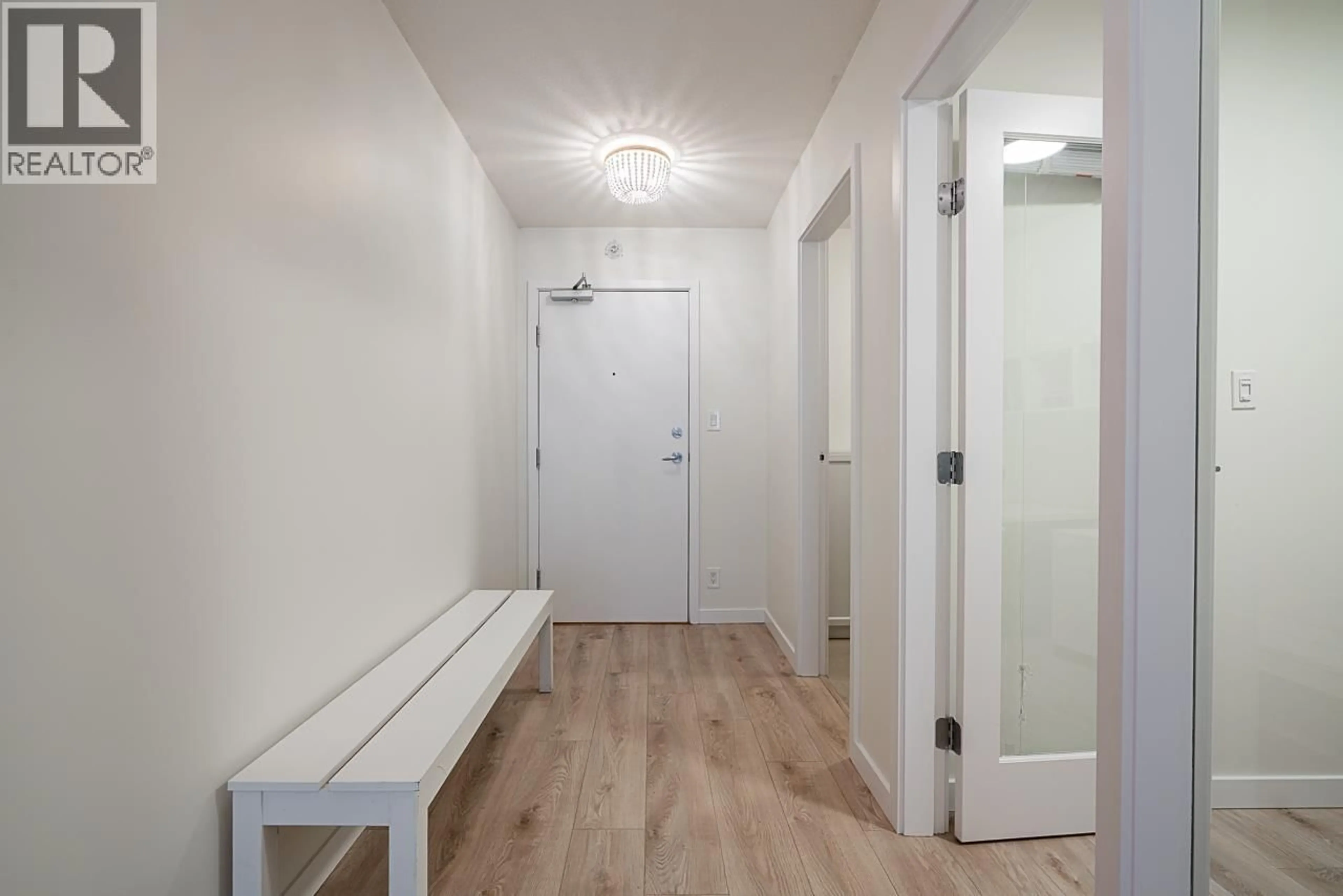 Indoor entryway for 1907 - 788 HAMILTON STREET, Vancouver British Columbia V6B0E9