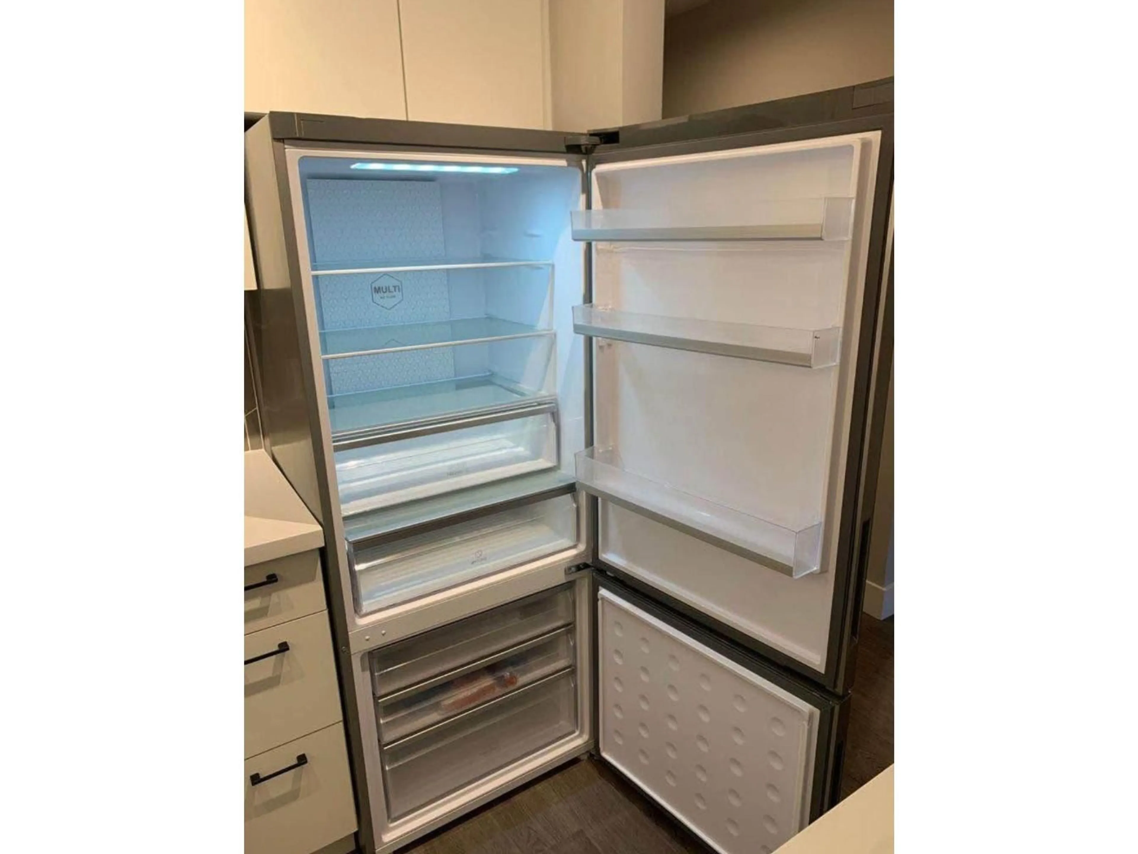 Standard kitchen, unknown for B102 - 20838 78B AVENUE, Langley British Columbia V2Y3M2