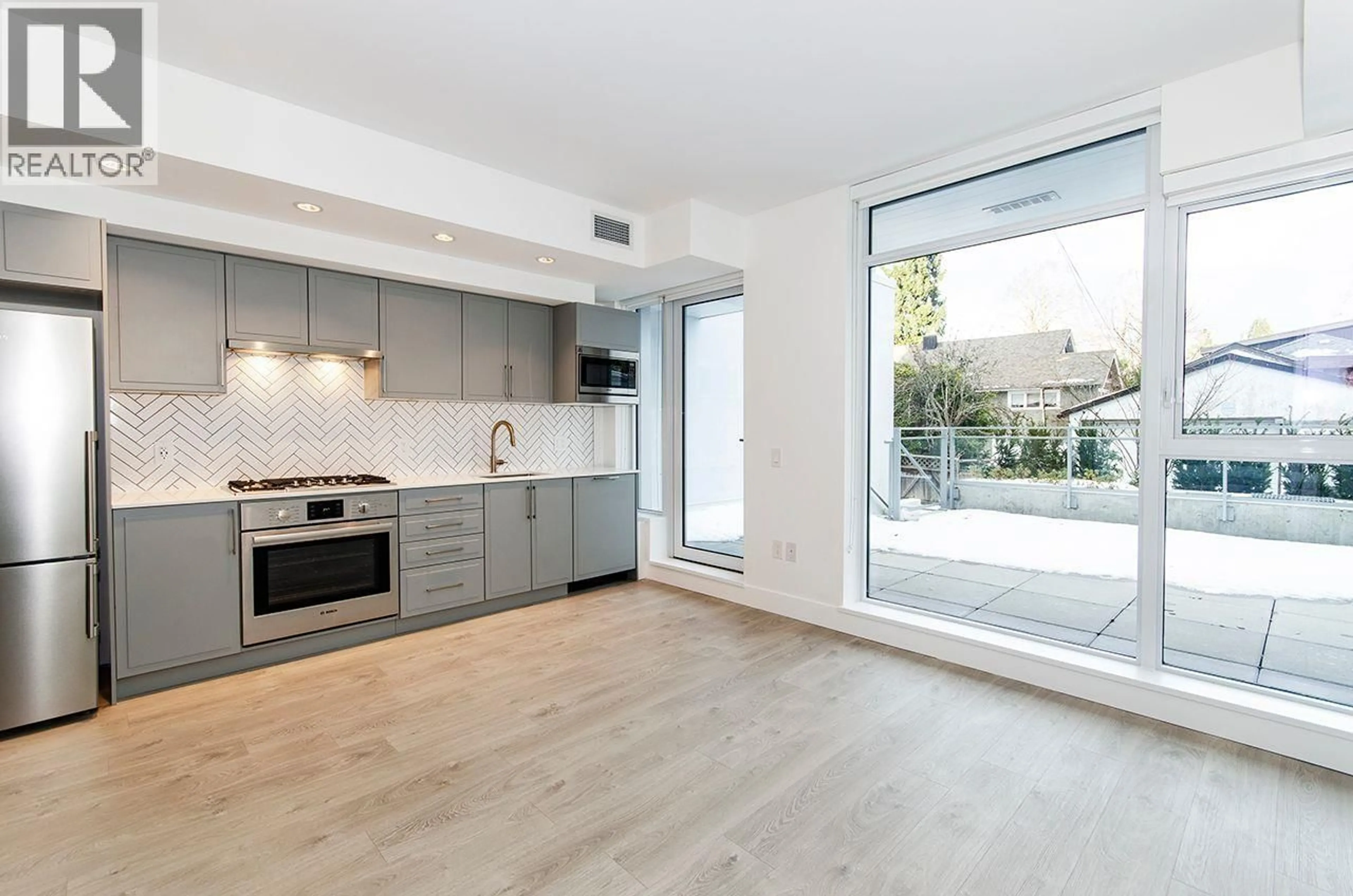 Open concept kitchen, unknown for 208 - 2435 KINGSWAY STREET, Vancouver British Columbia V5R5G8