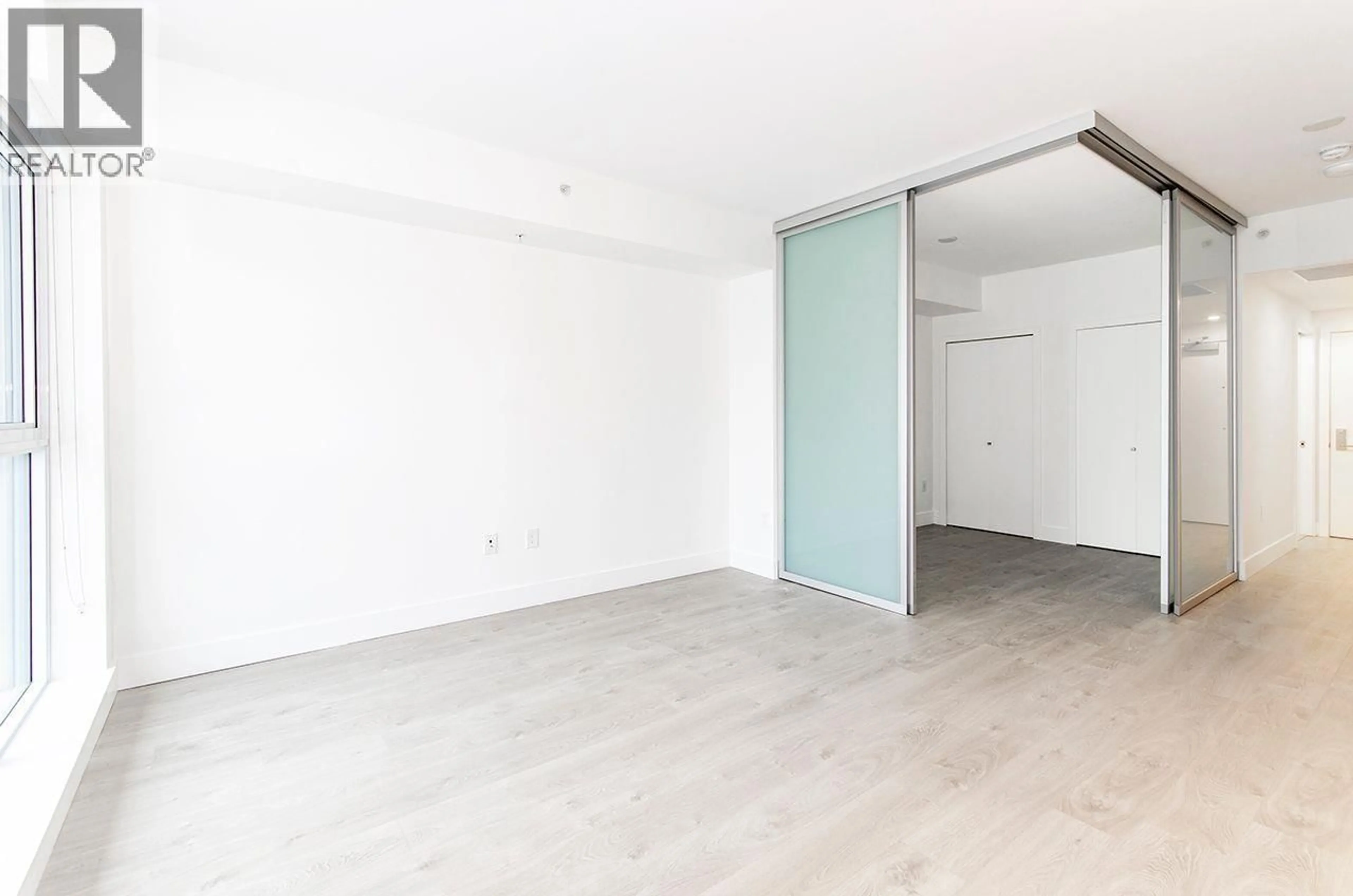 A pic of a room for 208 - 2435 KINGSWAY STREET, Vancouver British Columbia V5R5G8