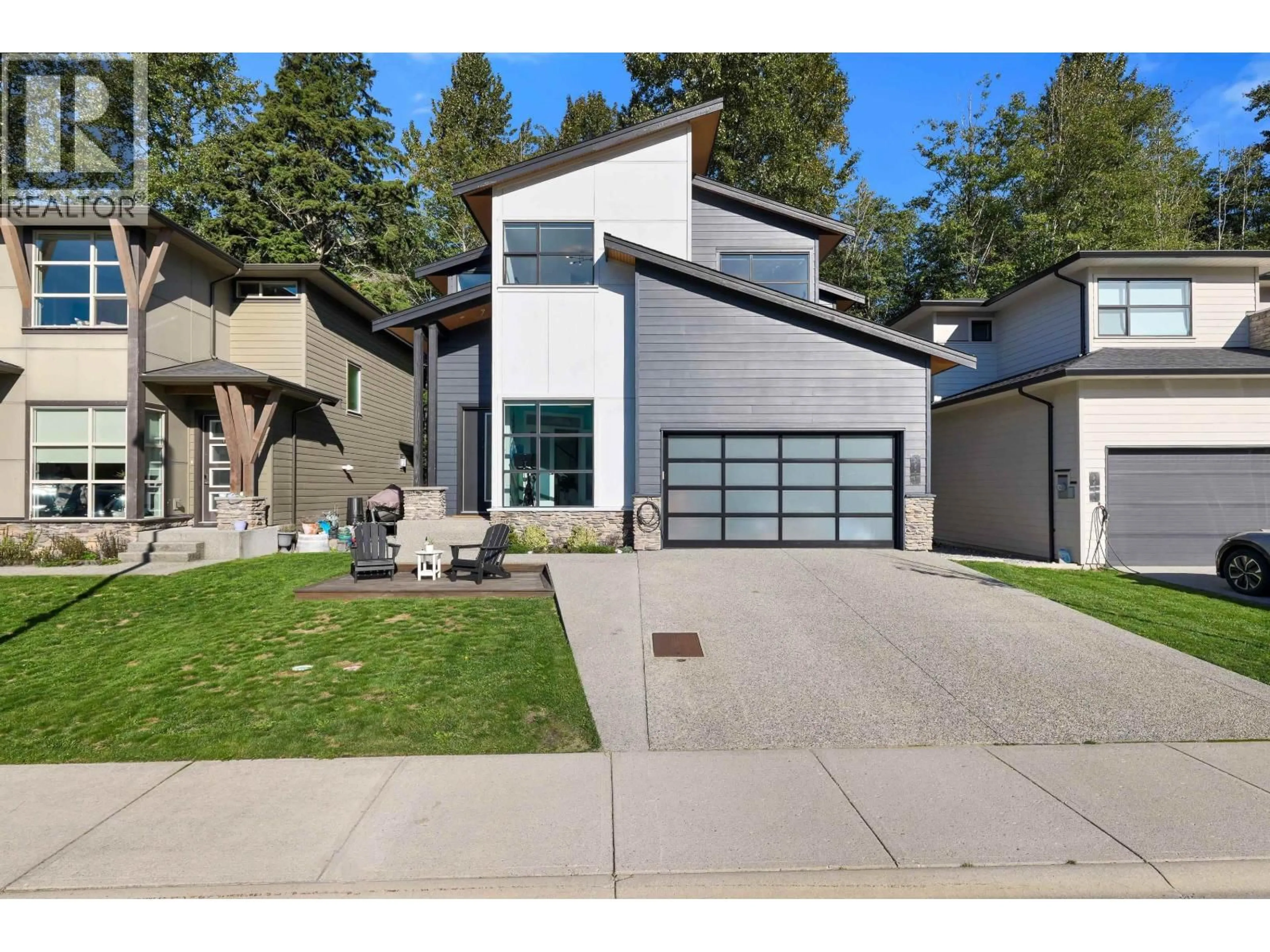 Home with brick exterior material, street for 39349 FALCON CRESCENT, Squamish British Columbia V8B0Y9