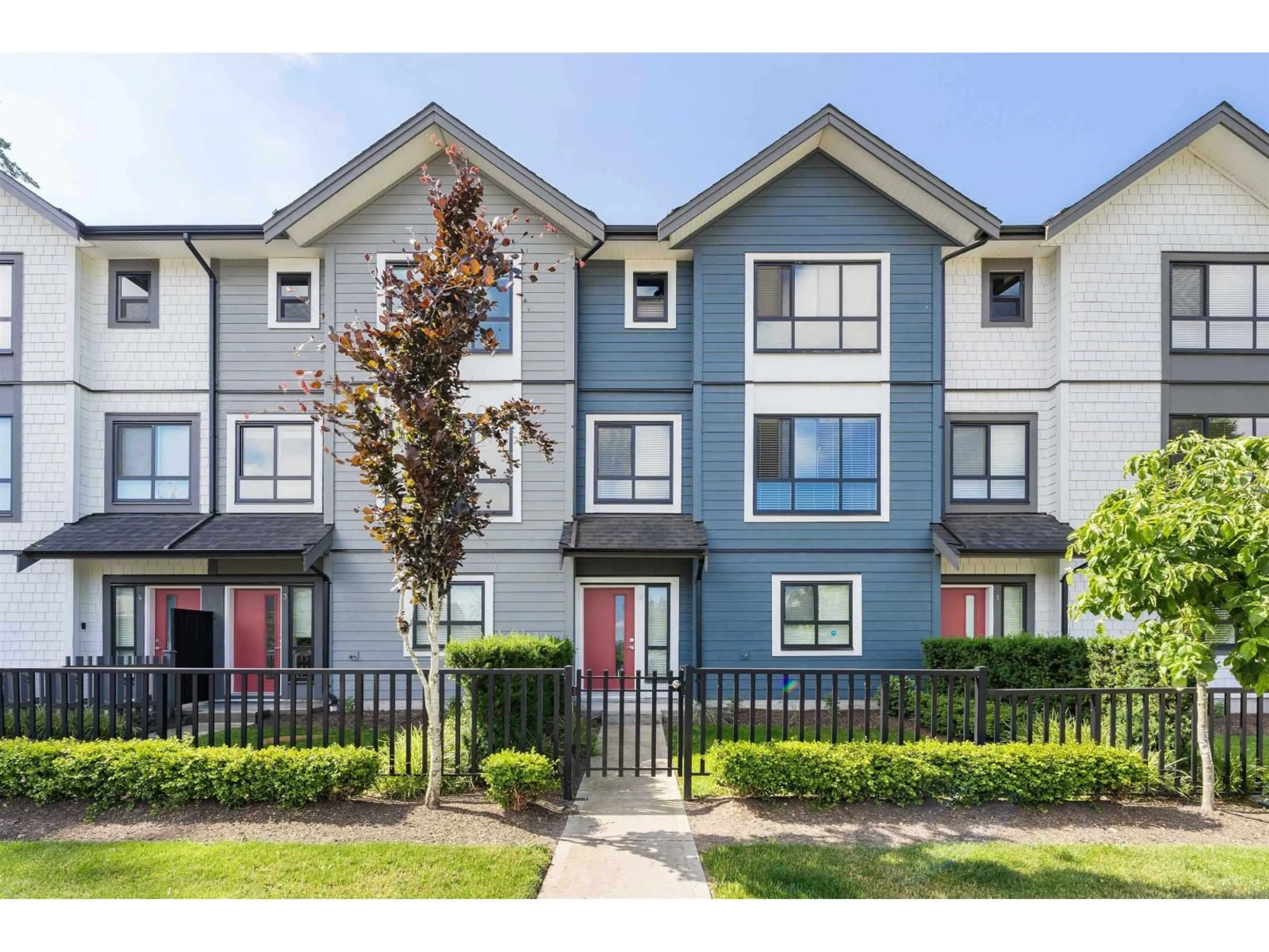 A pic from outside/outdoor area/front of a property/back of a property/a pic from drone, street for 2 - 16760 25 AVENUE, Surrey British Columbia V3Z0W4