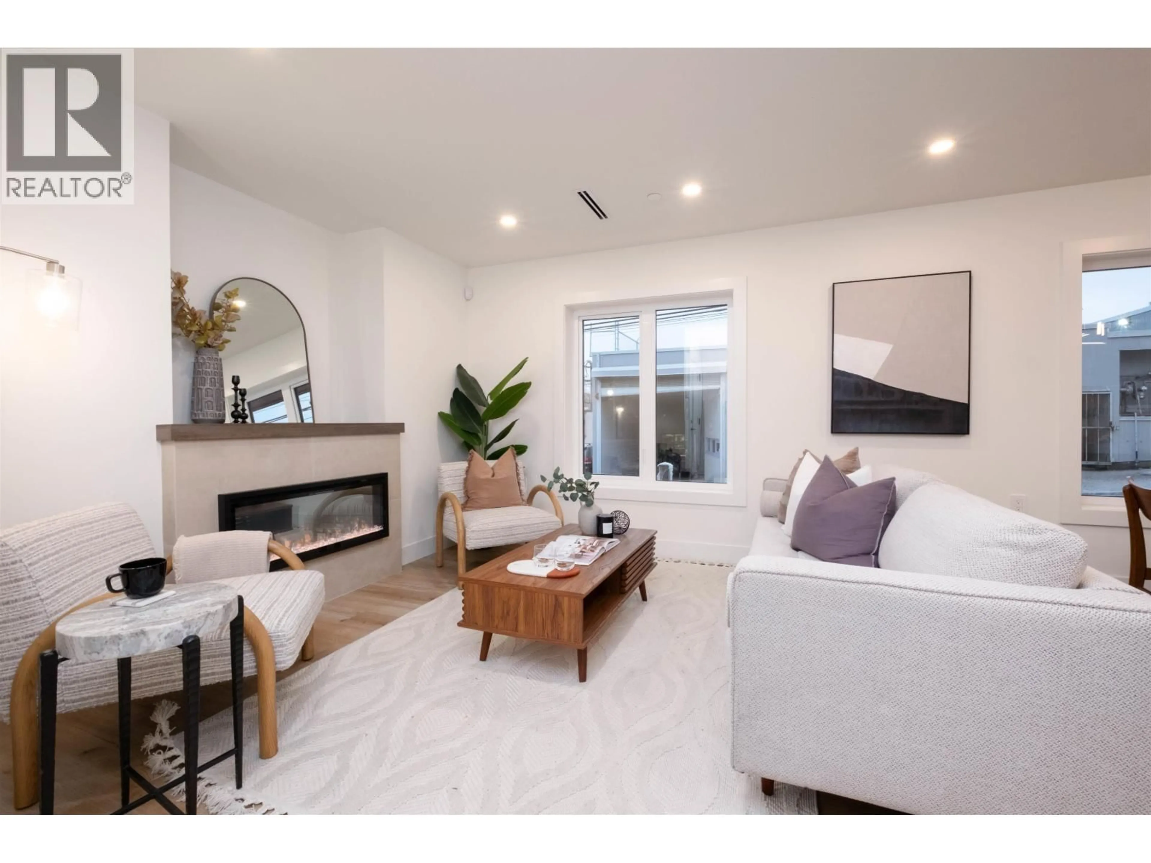 Living room with furniture, unknown for 2665 PENDER STREET, Vancouver British Columbia V5K2B6