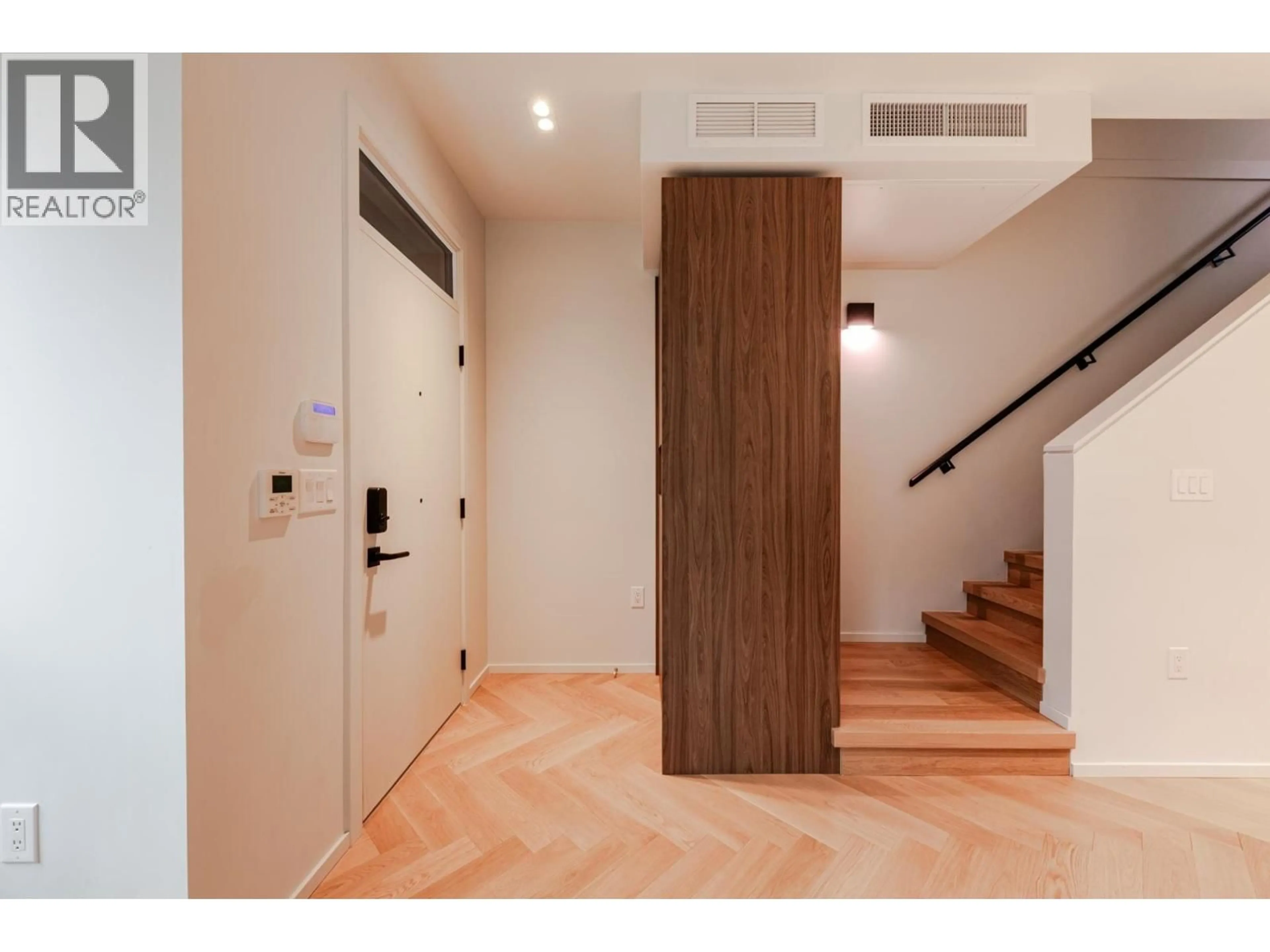 Unknown for 131 - 765 49TH AVENUE, Vancouver British Columbia V5Z2S6