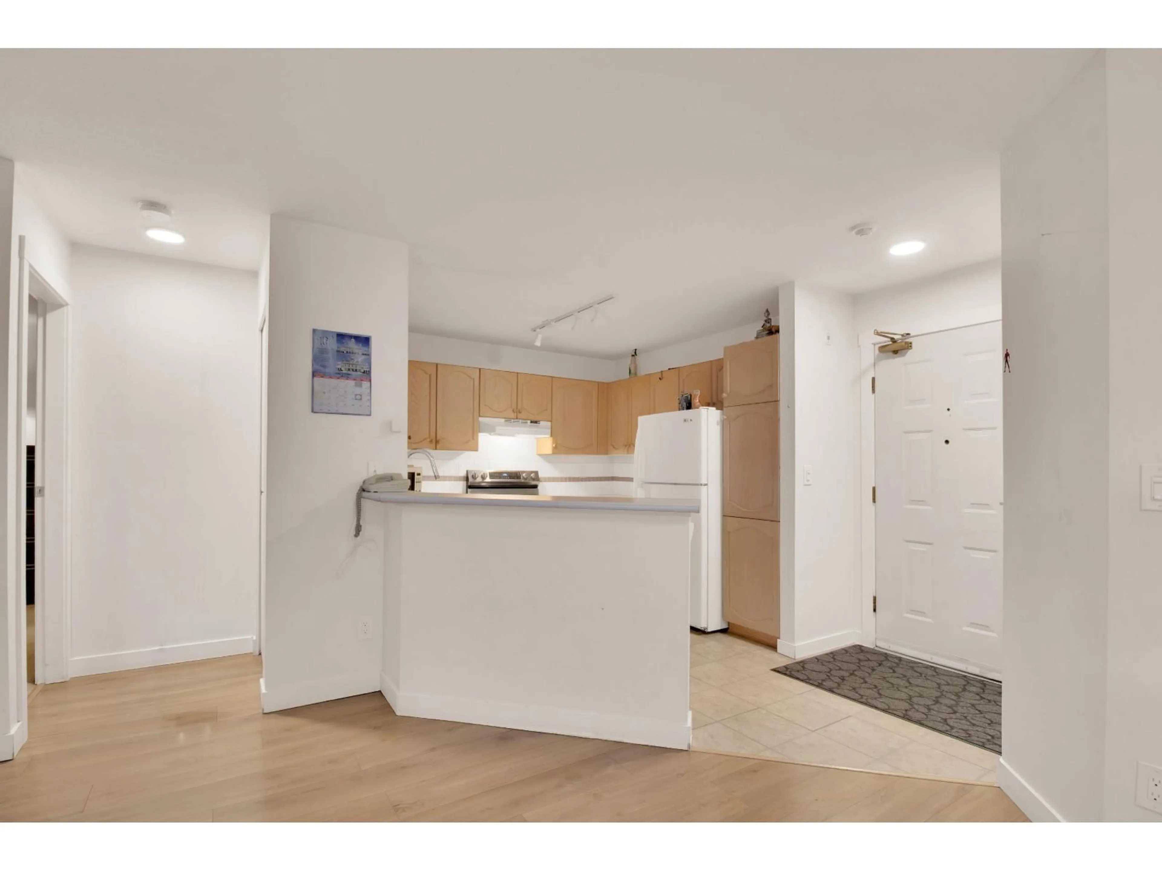 Standard kitchen, unknown for 110 - 10756 138 STREET, Surrey British Columbia V3T4K5