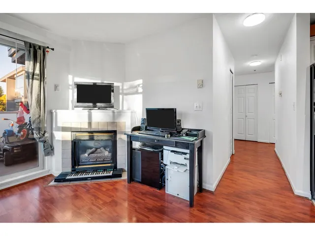 313 - 13780 76 AVENUE, Surrey 5