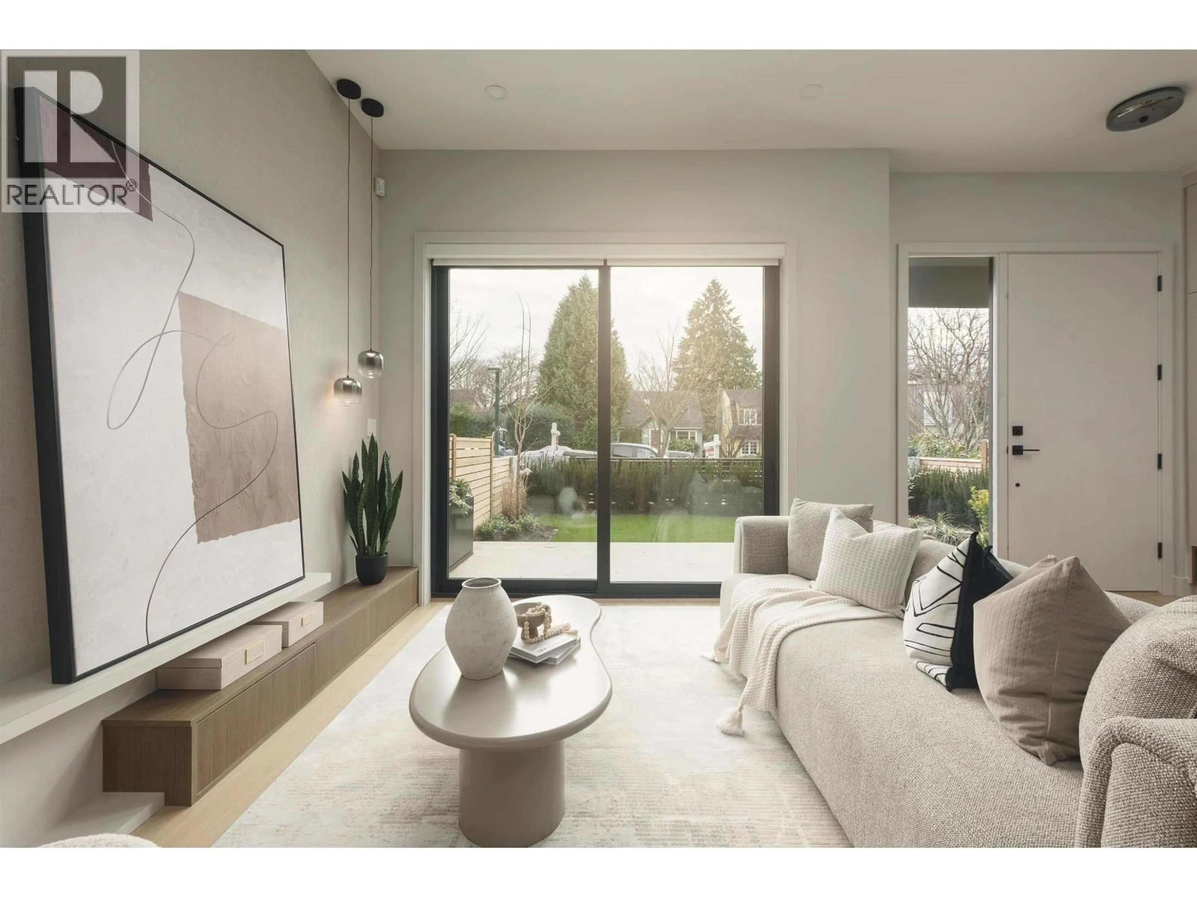 Living room with furniture, unknown for 1 - 2637 12TH AVENUE, Vancouver British Columbia V6K2P5