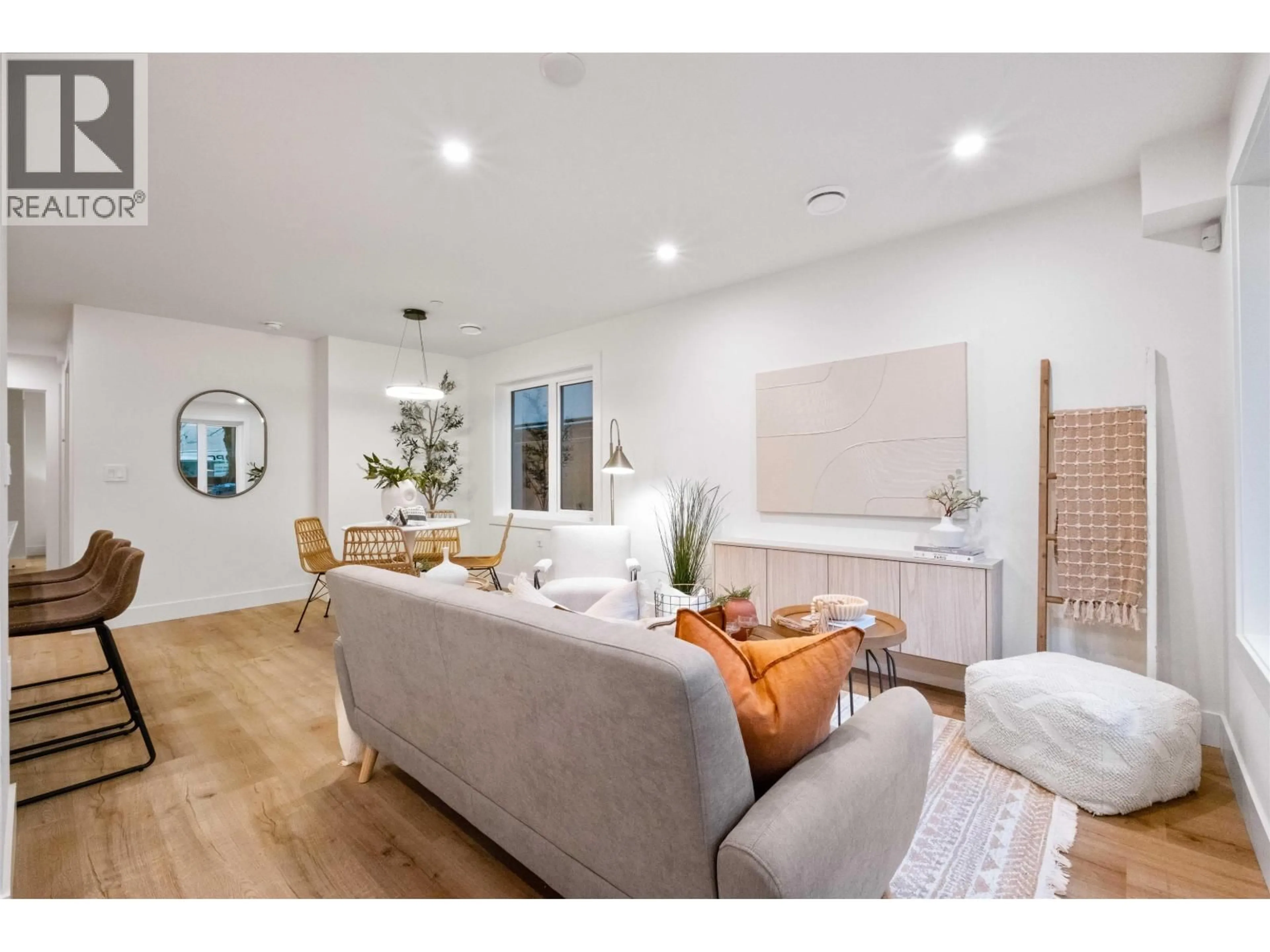 Living room with furniture, unknown for 4 - 2667 PENDER STREET, Vancouver British Columbia V5K2B6