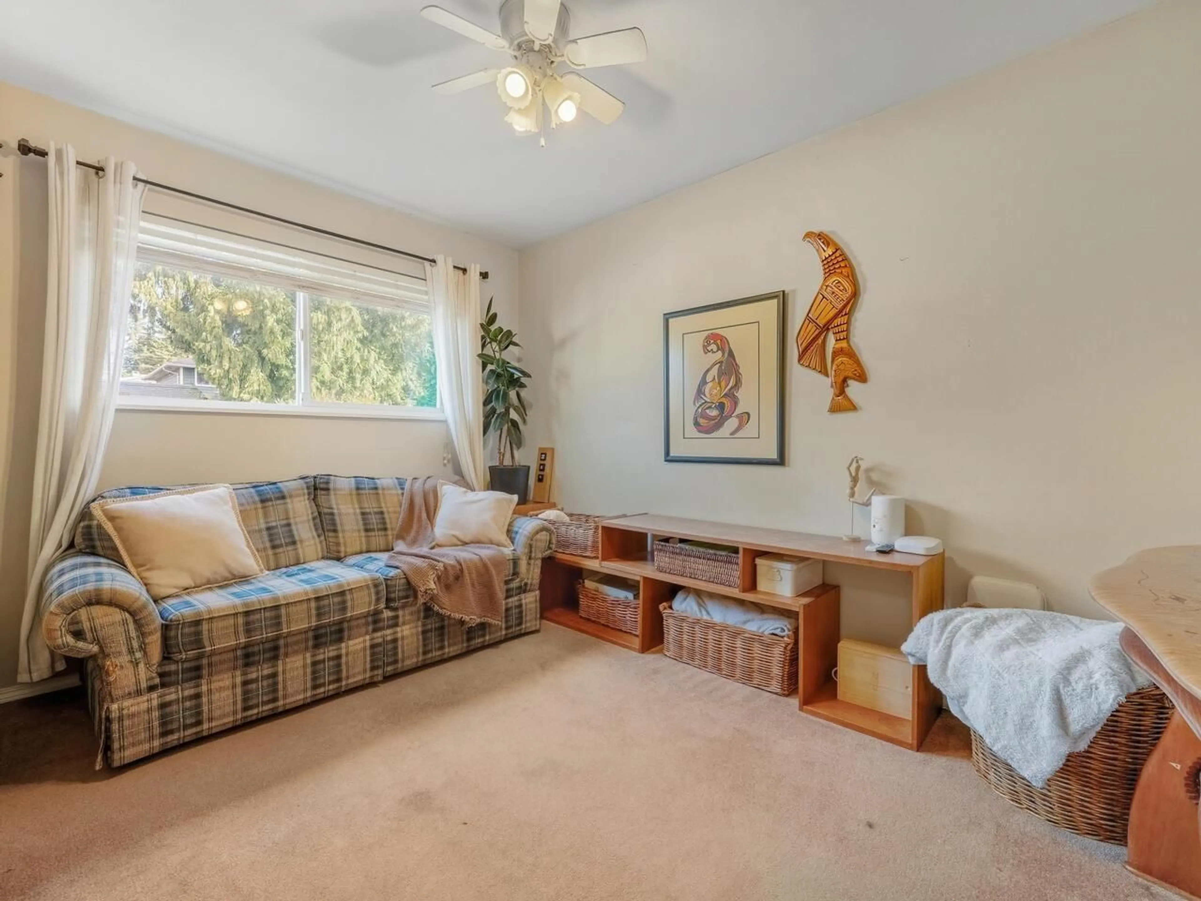 Living room with furniture, unknown for 9492 113B STREET, Delta British Columbia V4C5G5