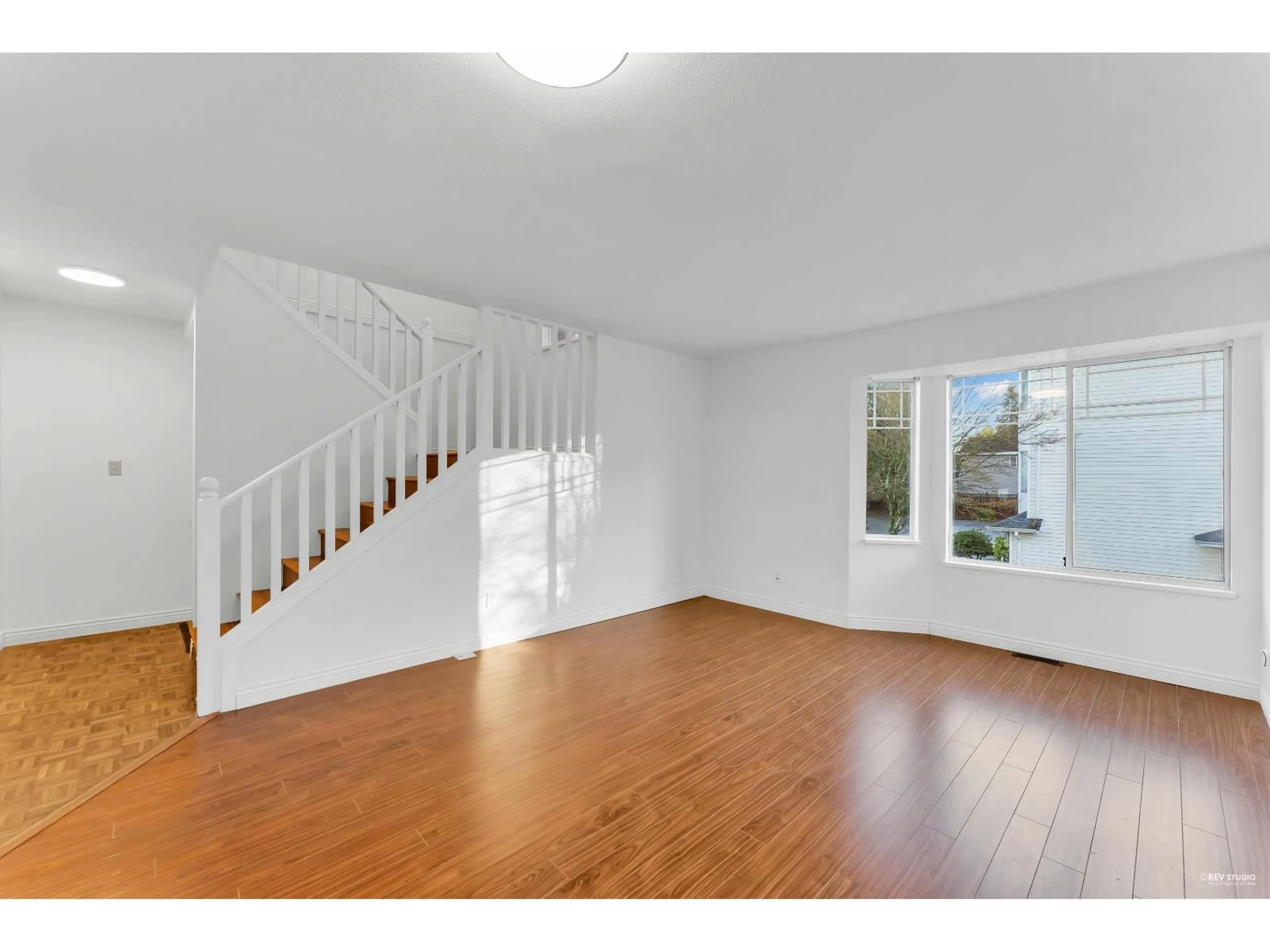 Unknown for 16 - 15550 89 AVENUE, Surrey British Columbia V3R1N1