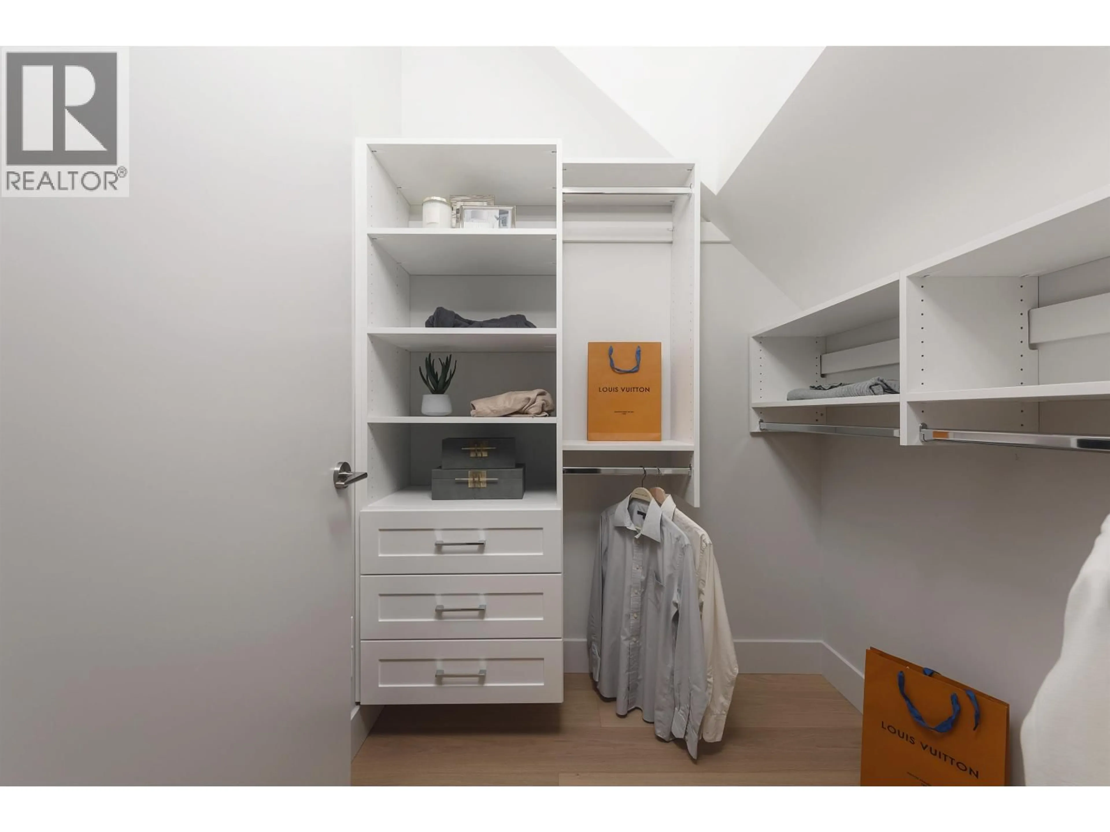 Storage room or clothes room or walk-in closet for 2 - 2635 12TH AVENUE, Vancouver British Columbia V6K2P4