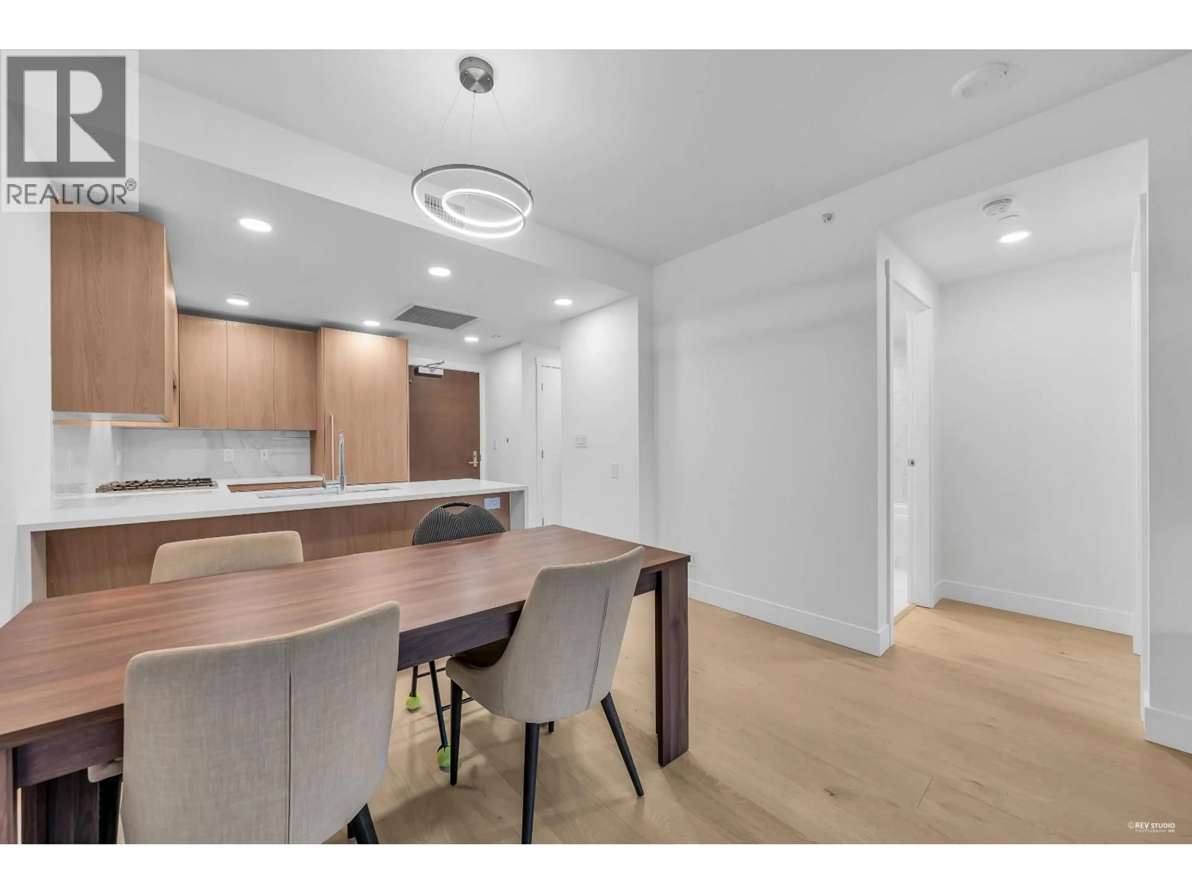 Unknown for 607 - 2780 VALLEY CENTRE AVENUE, North Vancouver British Columbia V7J0C4