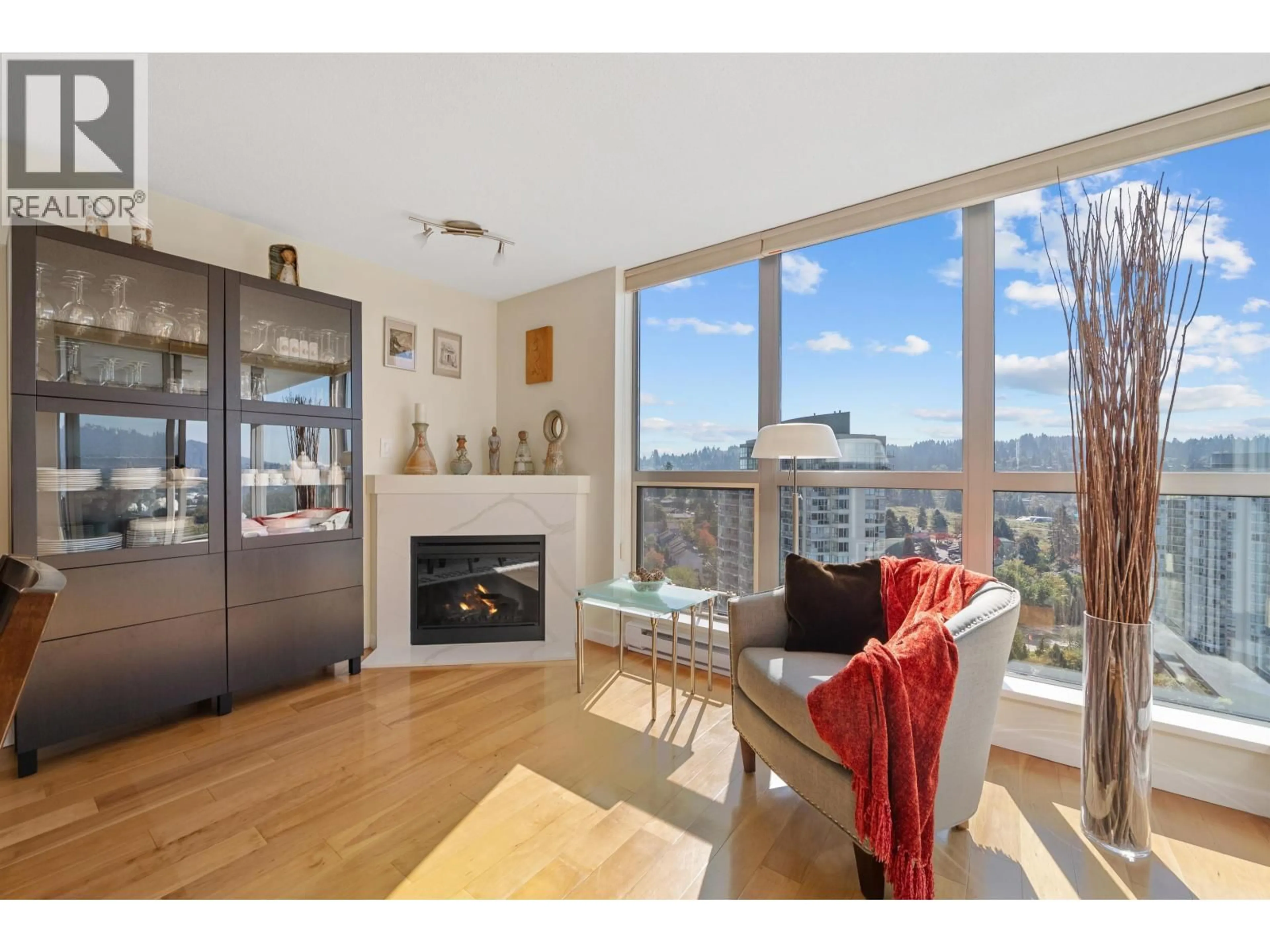 Living room with furniture, wood/laminate floor for 2103 - 290 NEWPORT DRIVE, Port Moody British Columbia V3H5N2