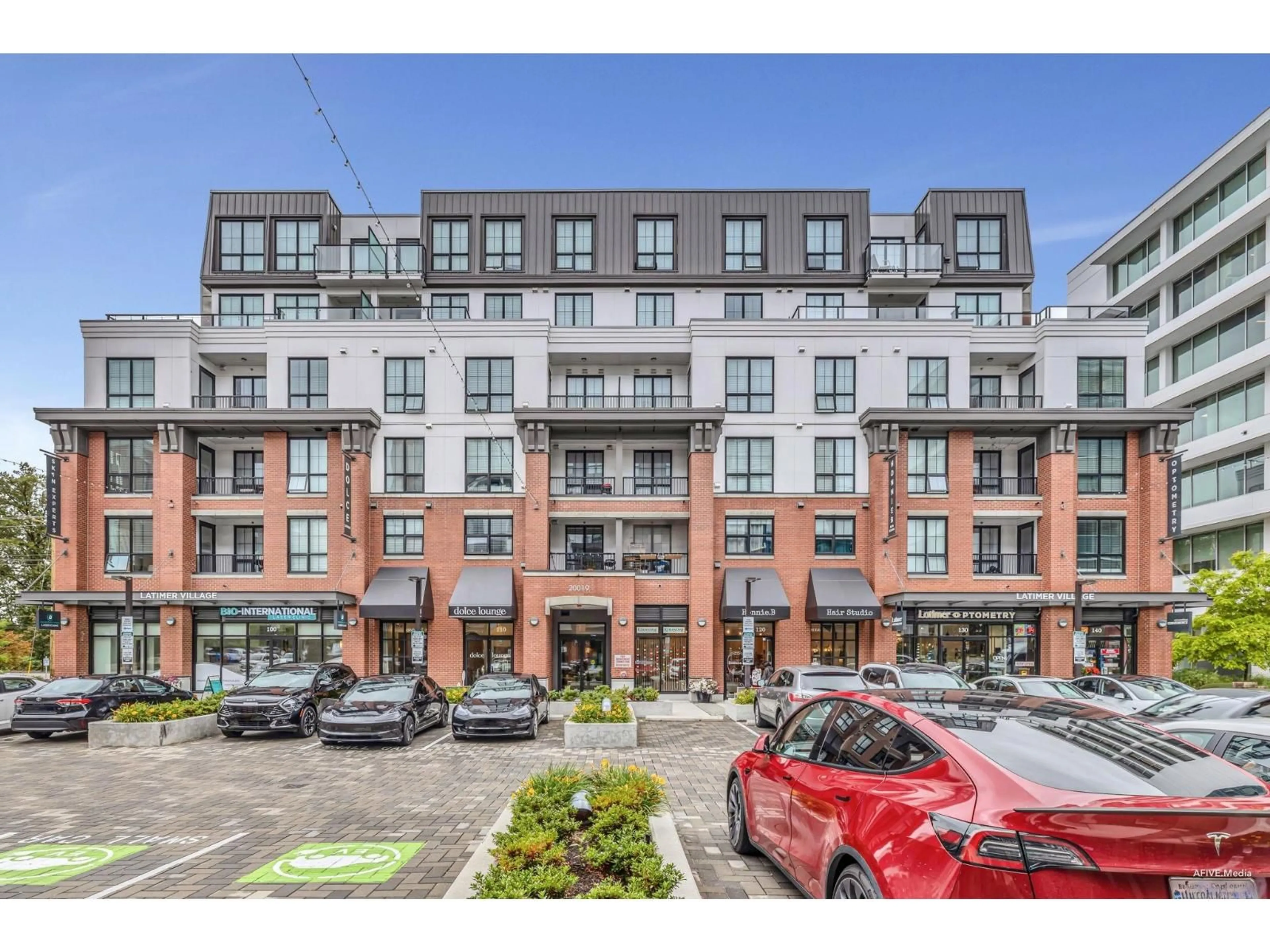 Unknown for 605 - 20019 83A AVENUE, Surrey British Columbia V2Y5K6