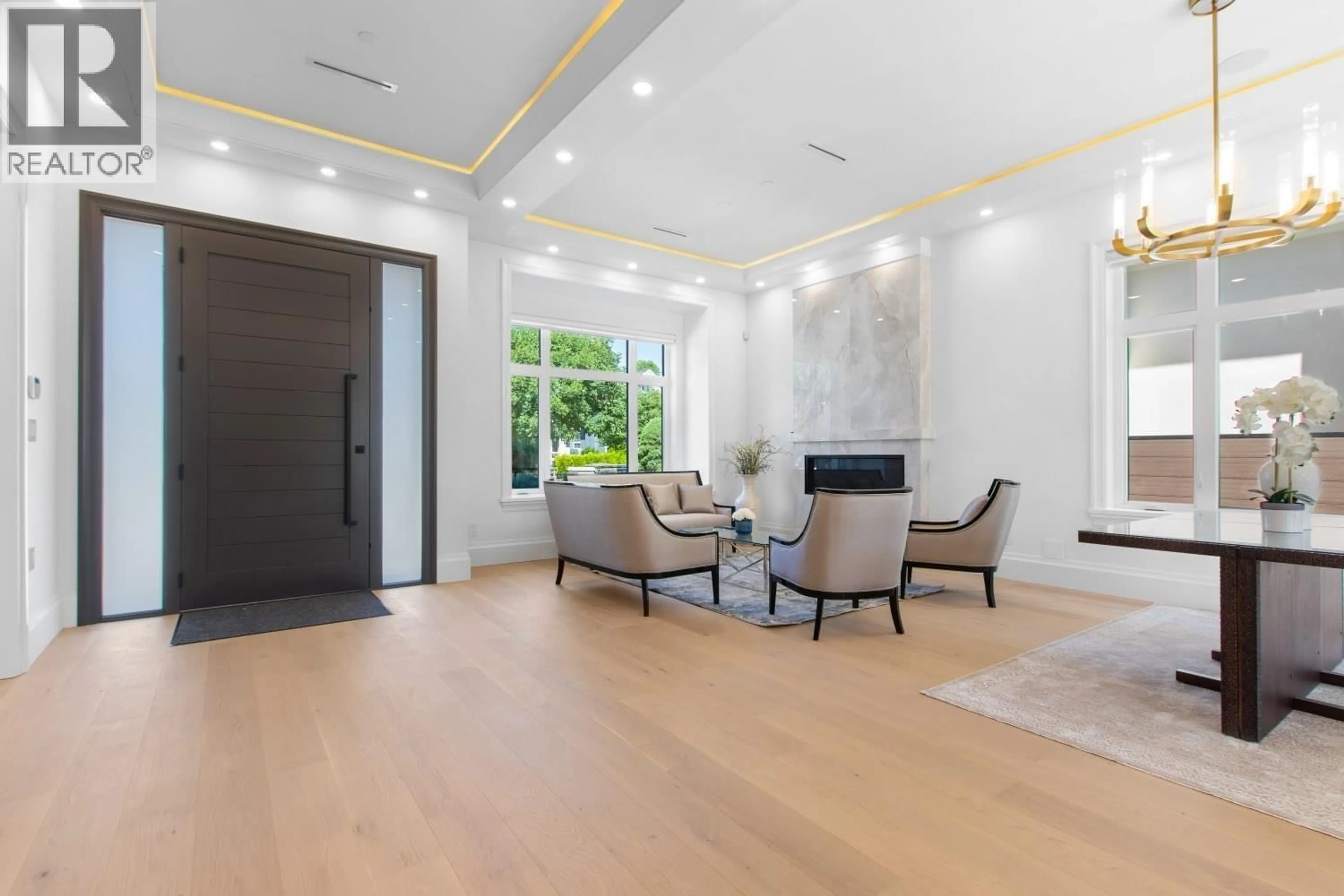 Unknown for 2246 20TH AVENUE, Vancouver British Columbia V6L1G3