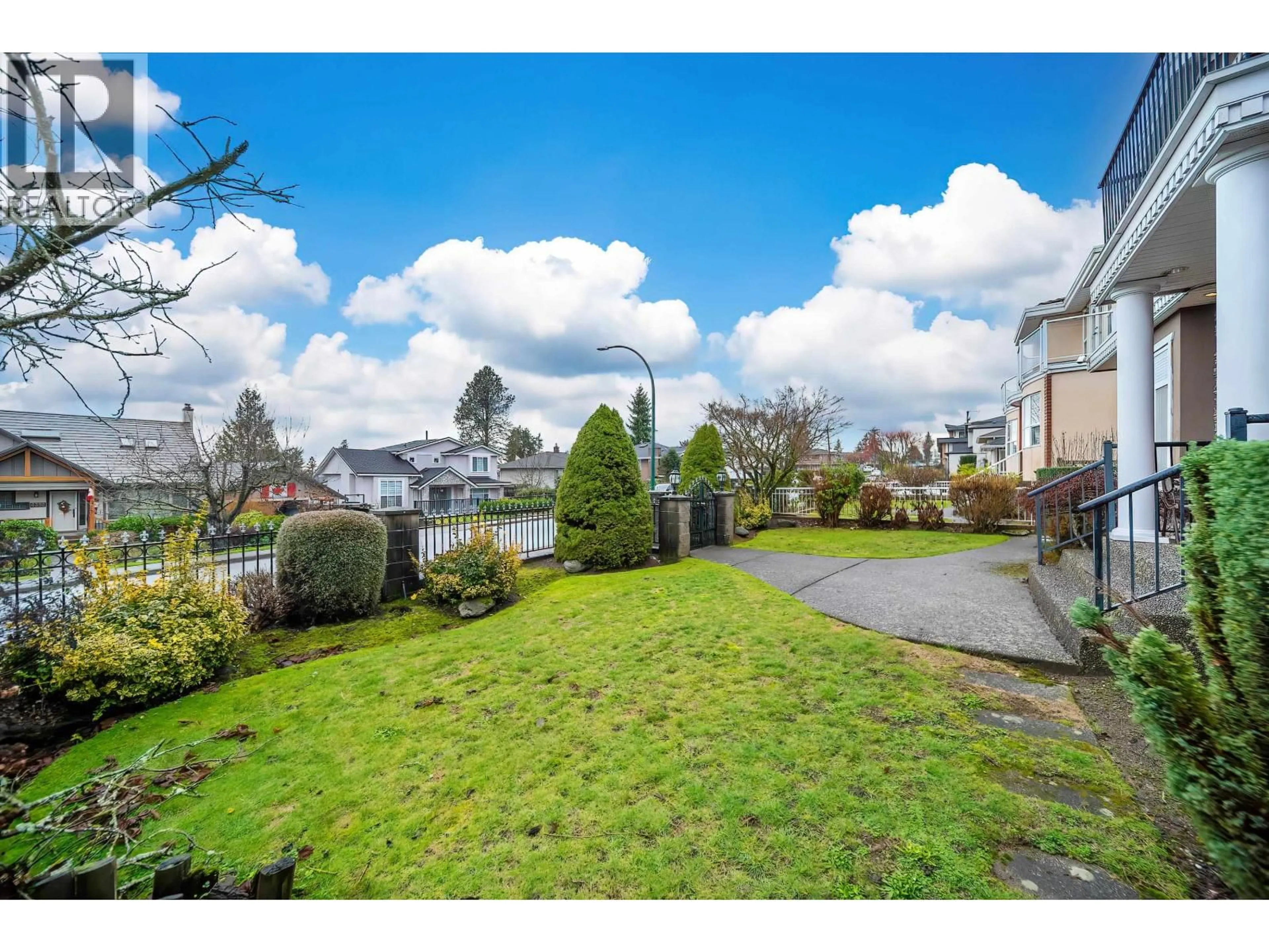 A pic from outside/outdoor area/front of a property/back of a property/a pic from drone, street for 6391 NEVILLE STREET, Burnaby British Columbia V5E1A5