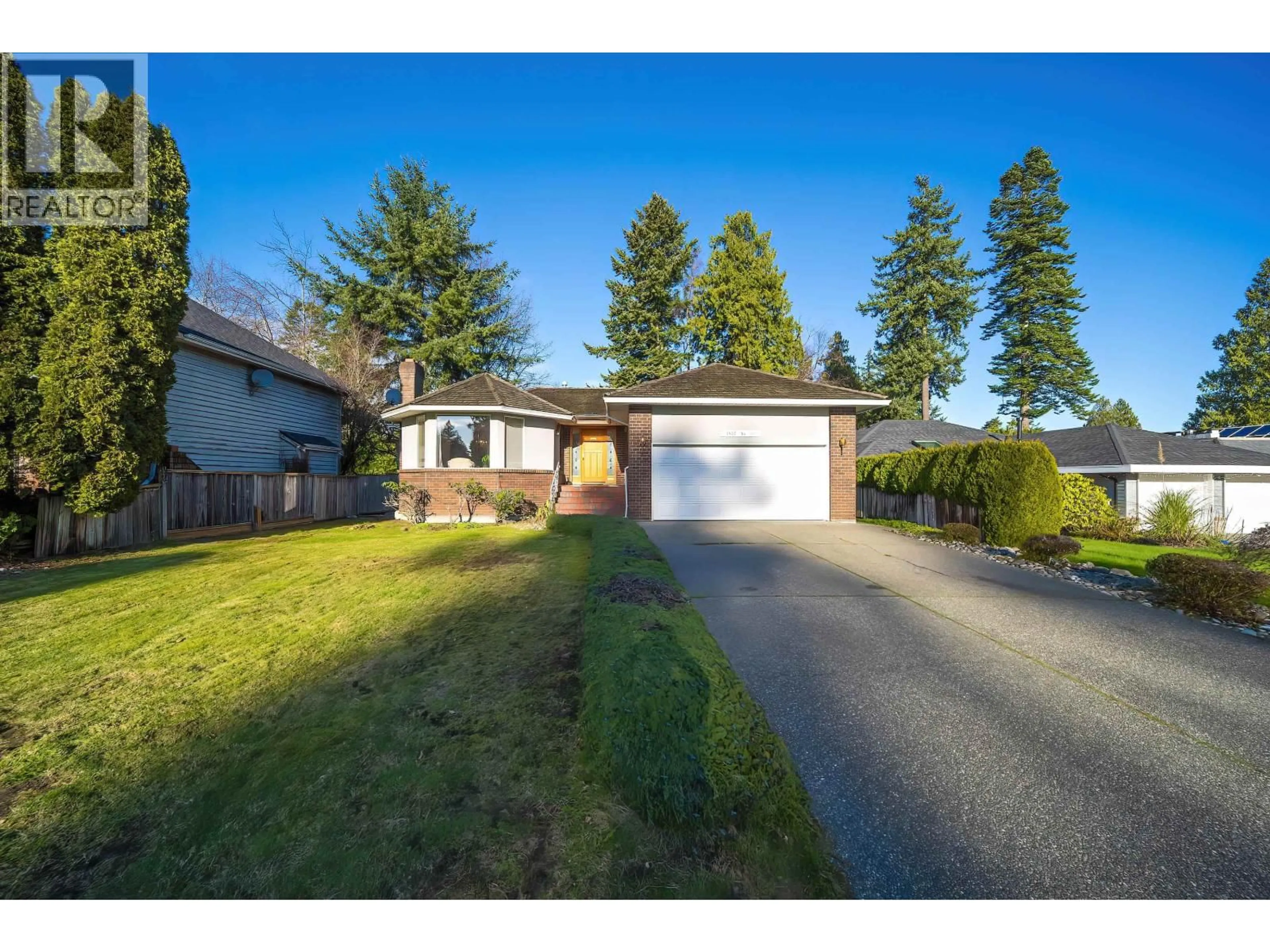 A pic from outside/outdoor area/front of a property/back of a property/a pic from drone, street for 4837 8A AVENUE, Delta British Columbia V4M1S8