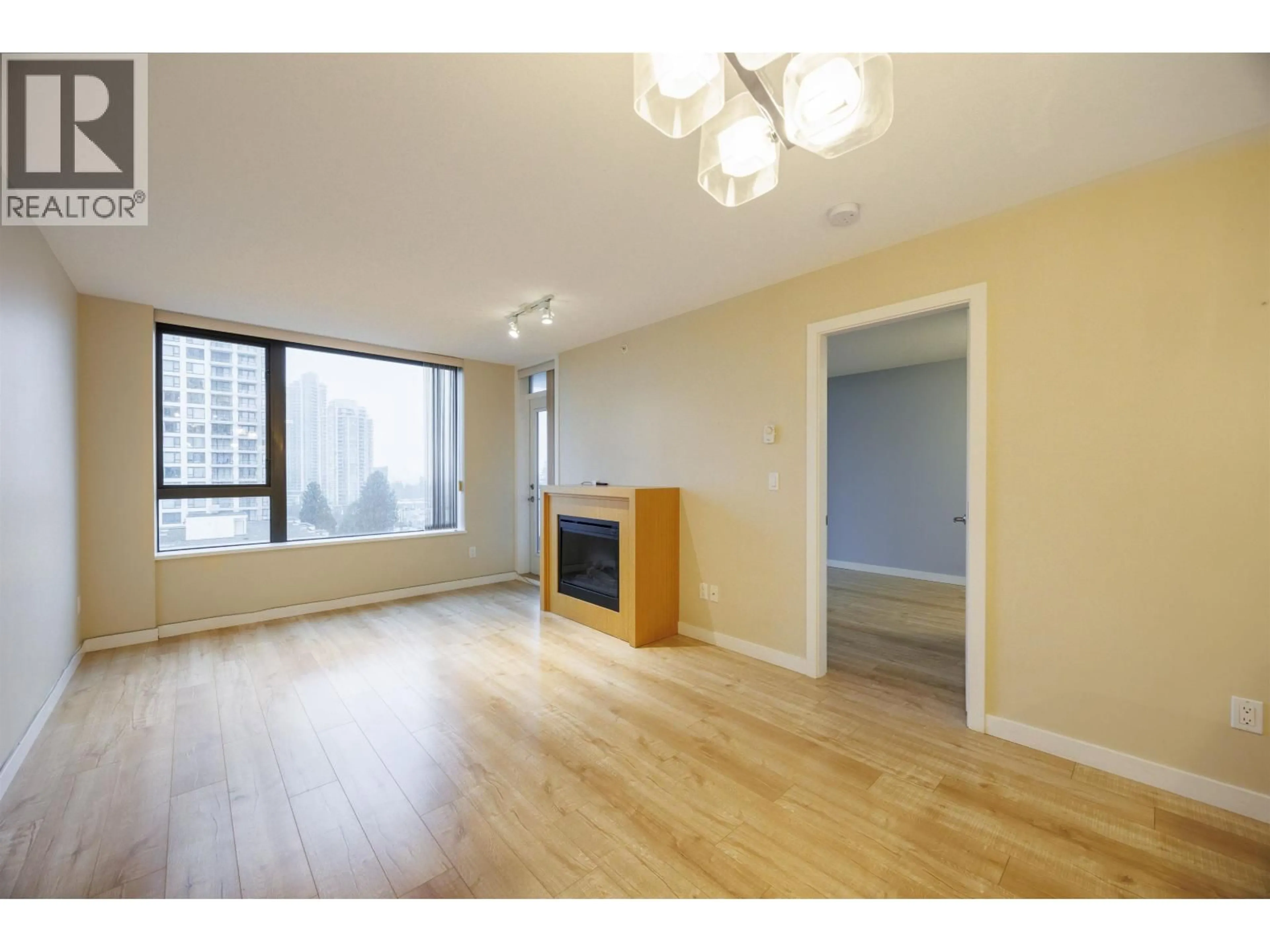 A pic of a room for 908 - 7088 SALISBURY AVENUE, Burnaby British Columbia V5E0A4