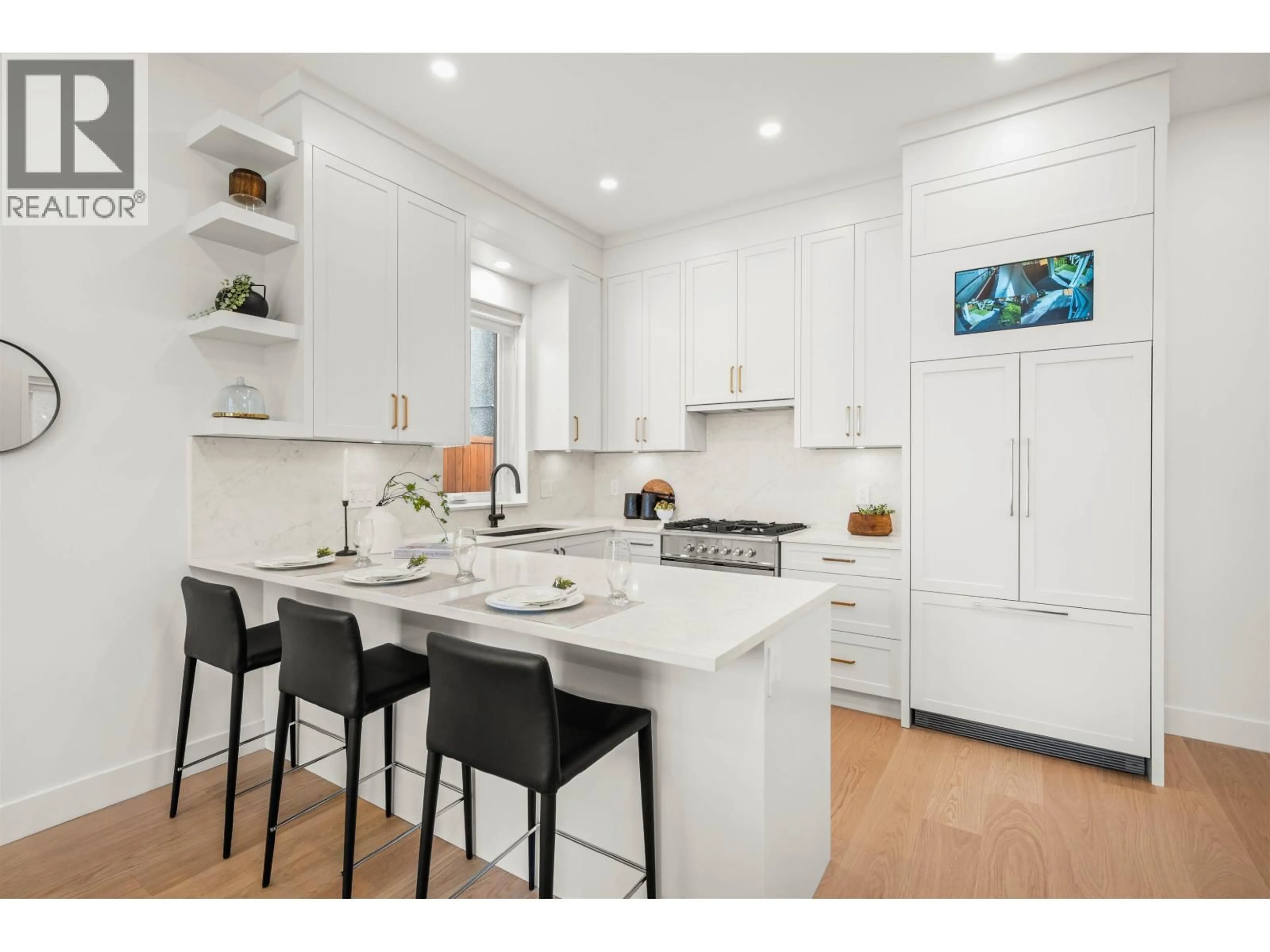 Open concept kitchen, unknown for 1 - 312 40TH AVENUE, Vancouver British Columbia V5W1L9