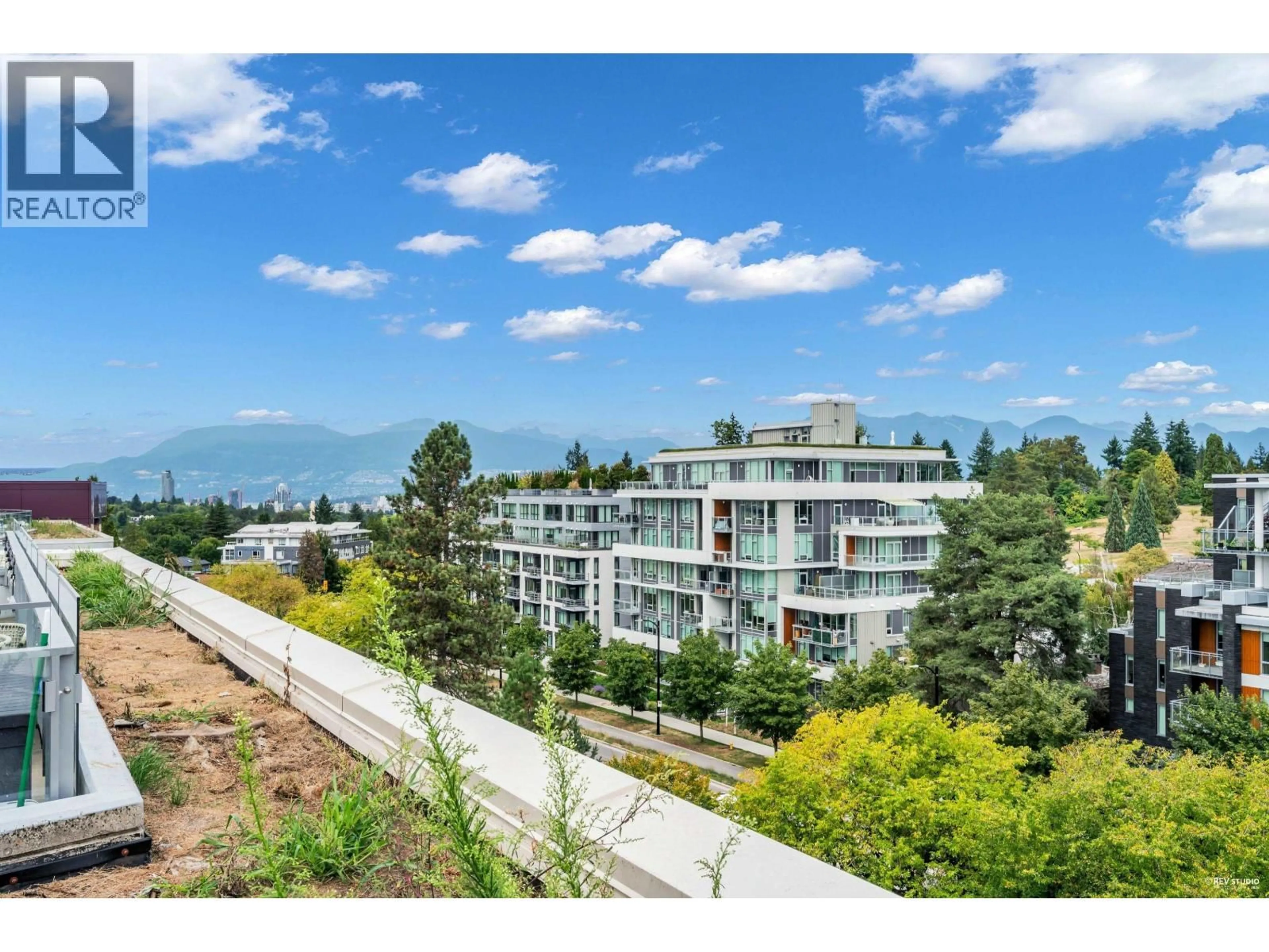 A pic from outside/outdoor area/front of a property/back of a property/a pic from drone, unknown for 604 - 5077 CAMBIE STREET, Vancouver British Columbia V5Z0H7