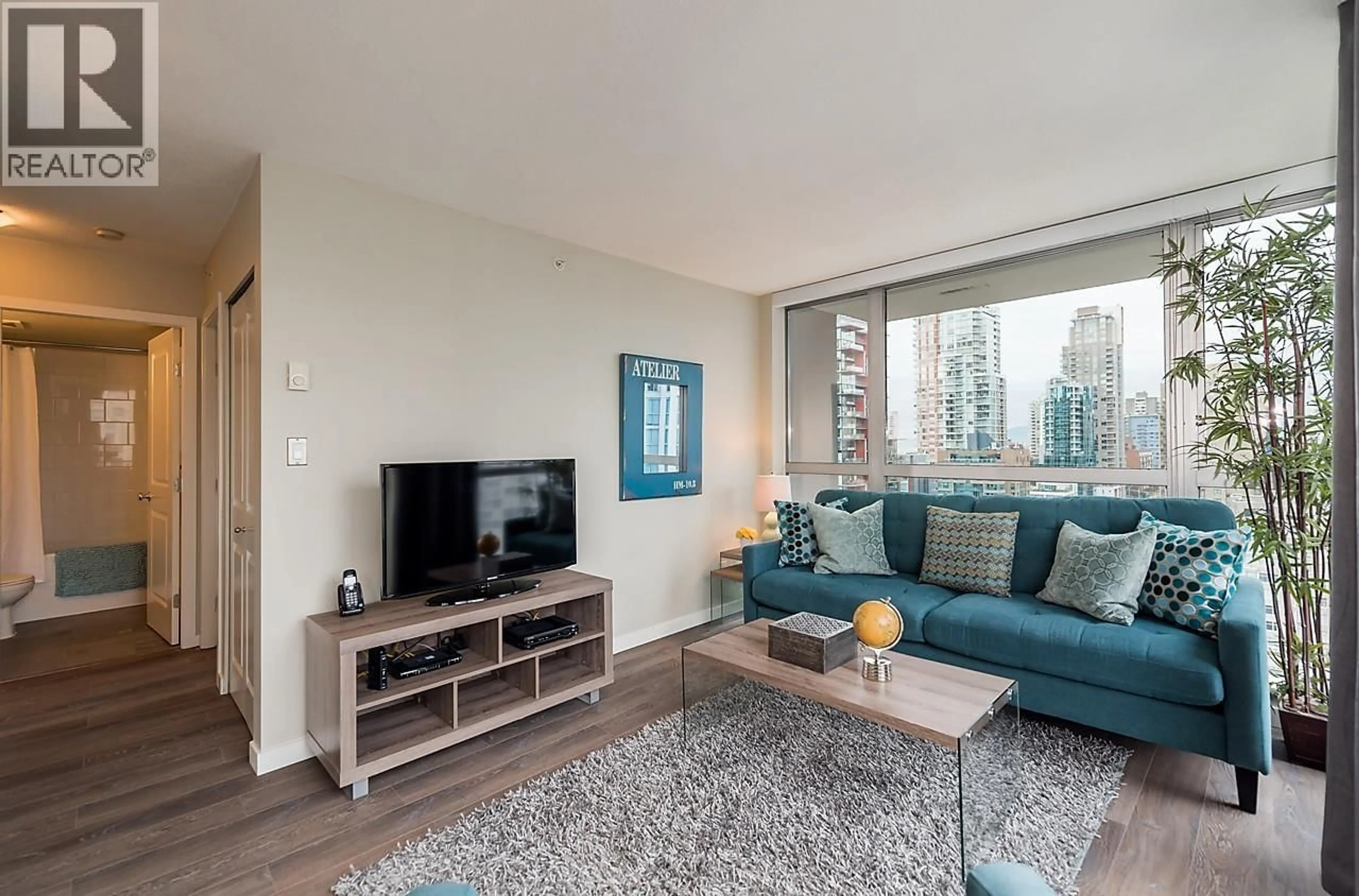 Living room with furniture, unknown for 1801 - 1295 RICHARDS STREET, Vancouver British Columbia V6B1B7