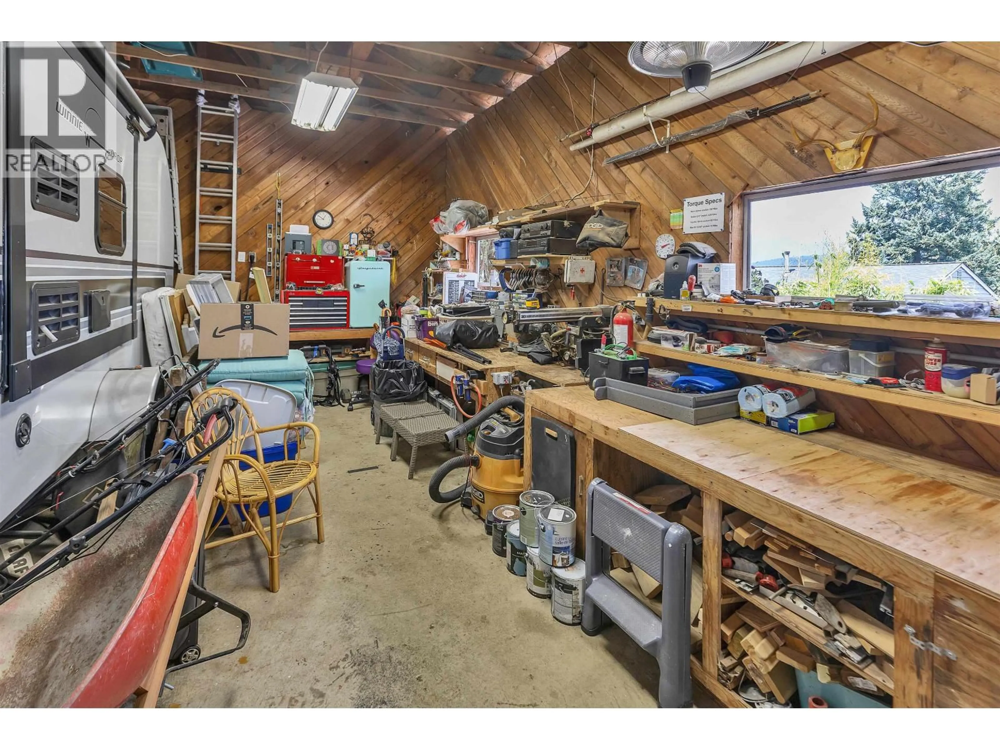 Indoor garage for 3321 VIEWMOUNT DRIVE, Port Moody British Columbia V3H2L8